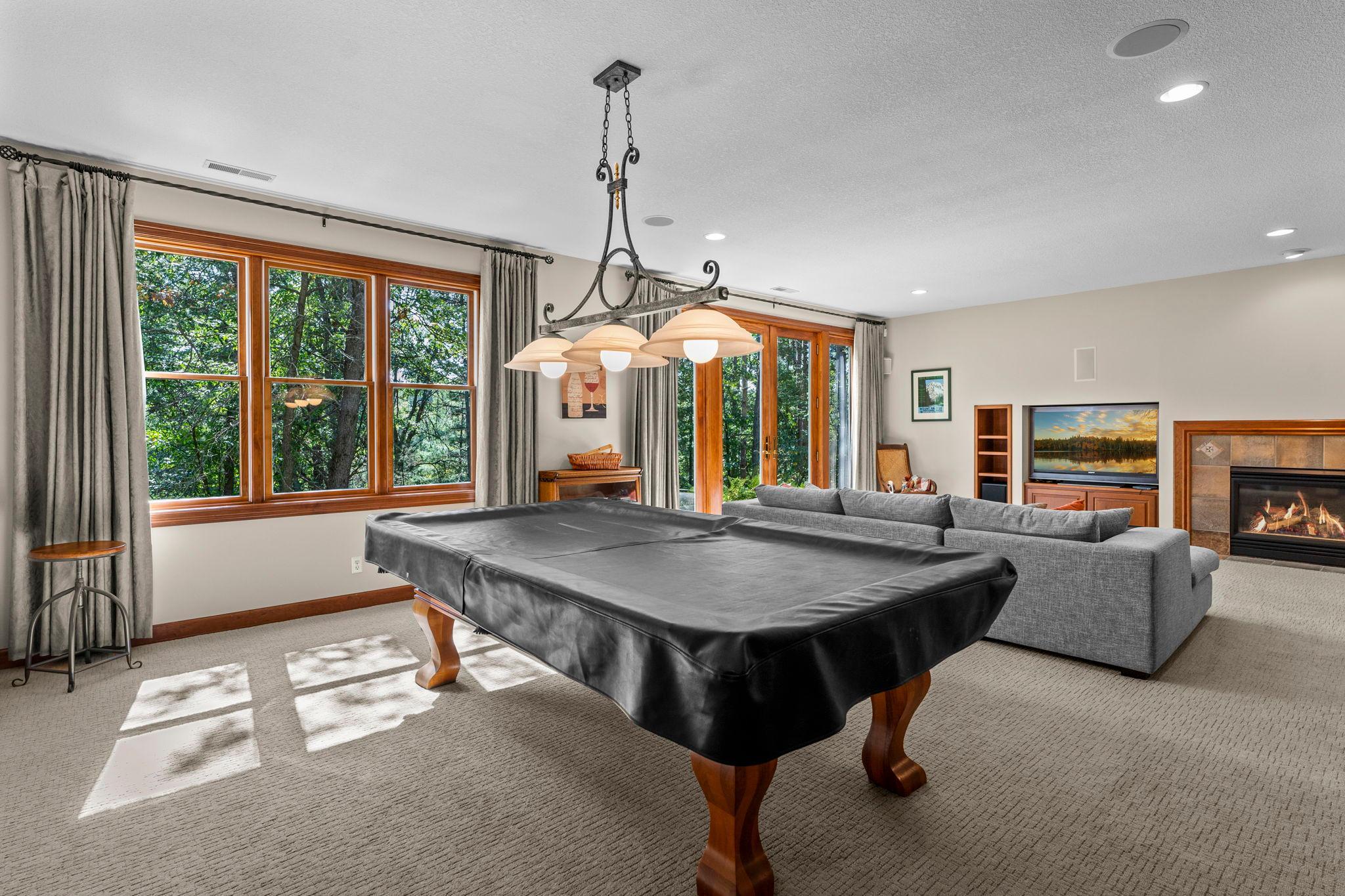 8917 Joliet Avenue N