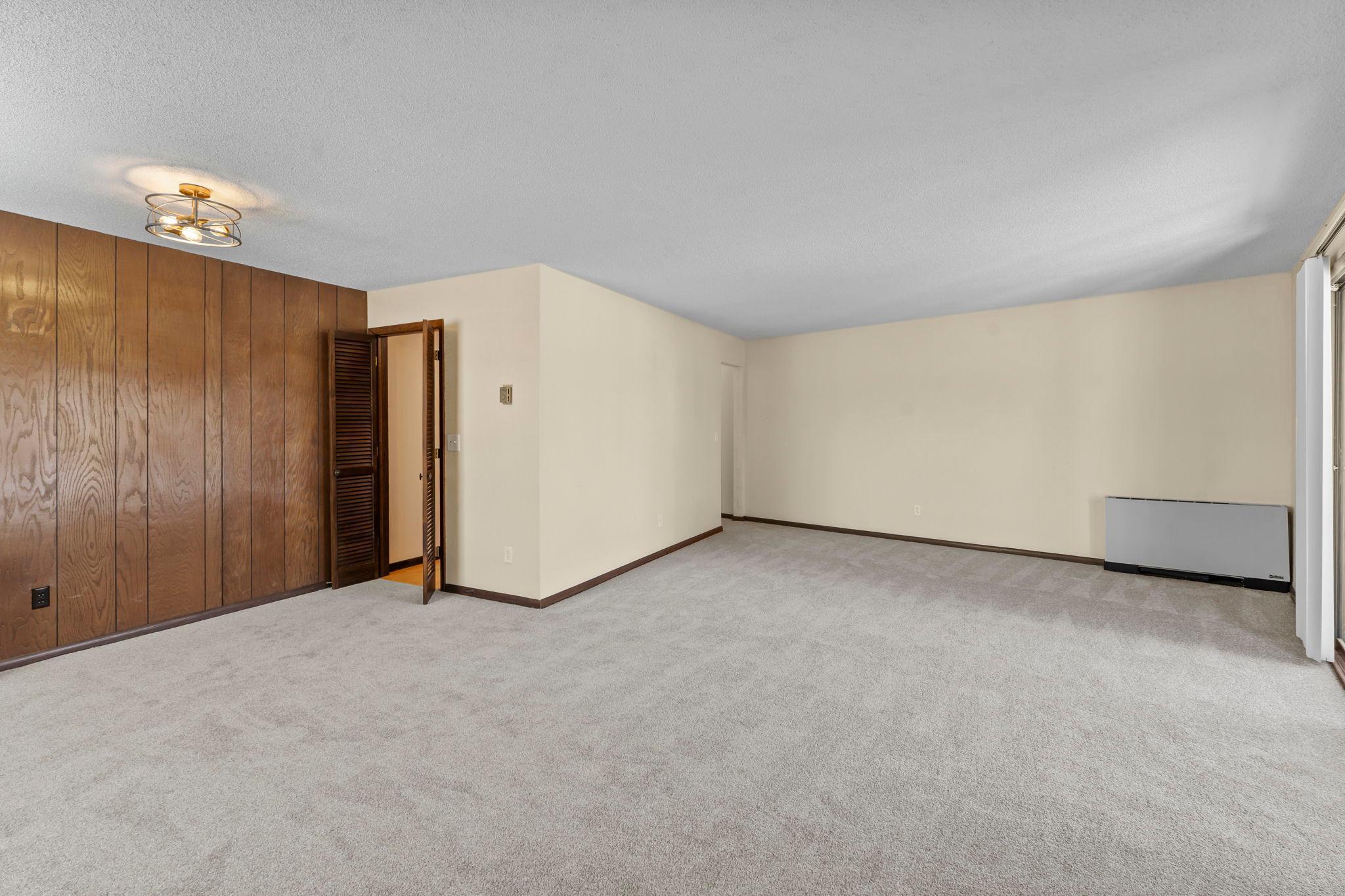 2200 Nevada Avenue S Unit: 216