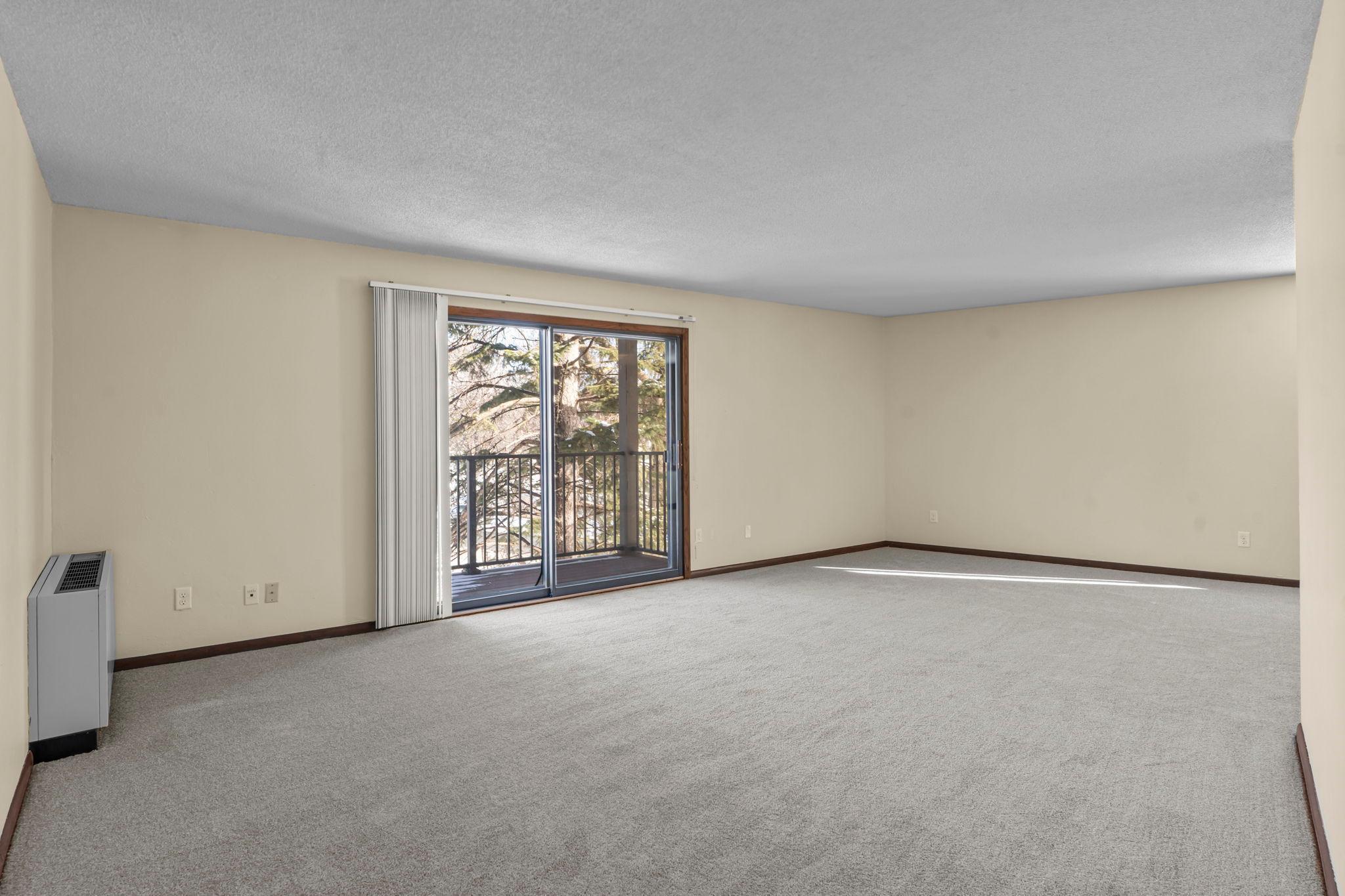 2200 Nevada Avenue S Unit: 216