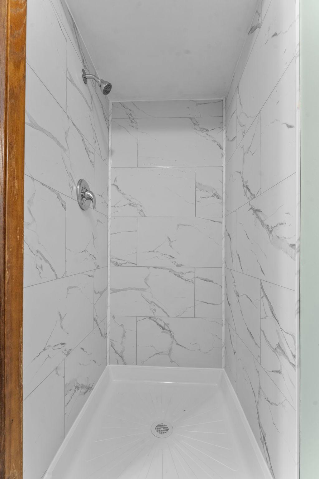 2200 Nevada Avenue S Unit: 216