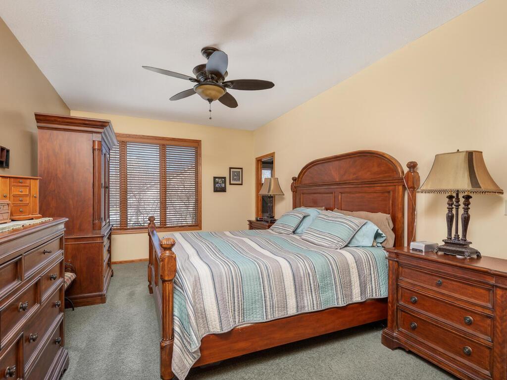 1736 Pond Lane