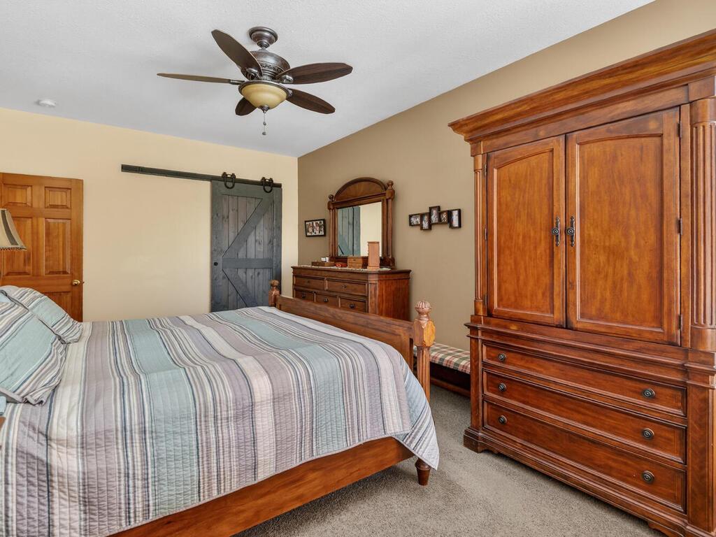 1736 Pond Lane