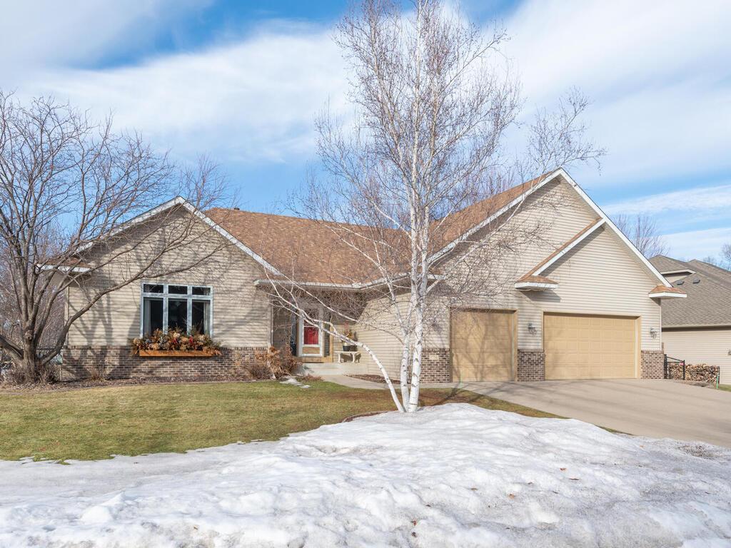 1736 Pond Lane