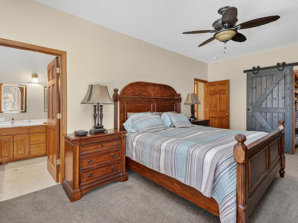 1736 Pond Lane