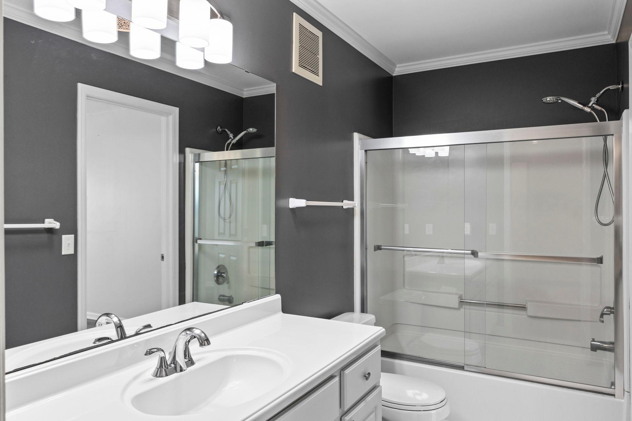 5056 Bluff Heights Trail SE