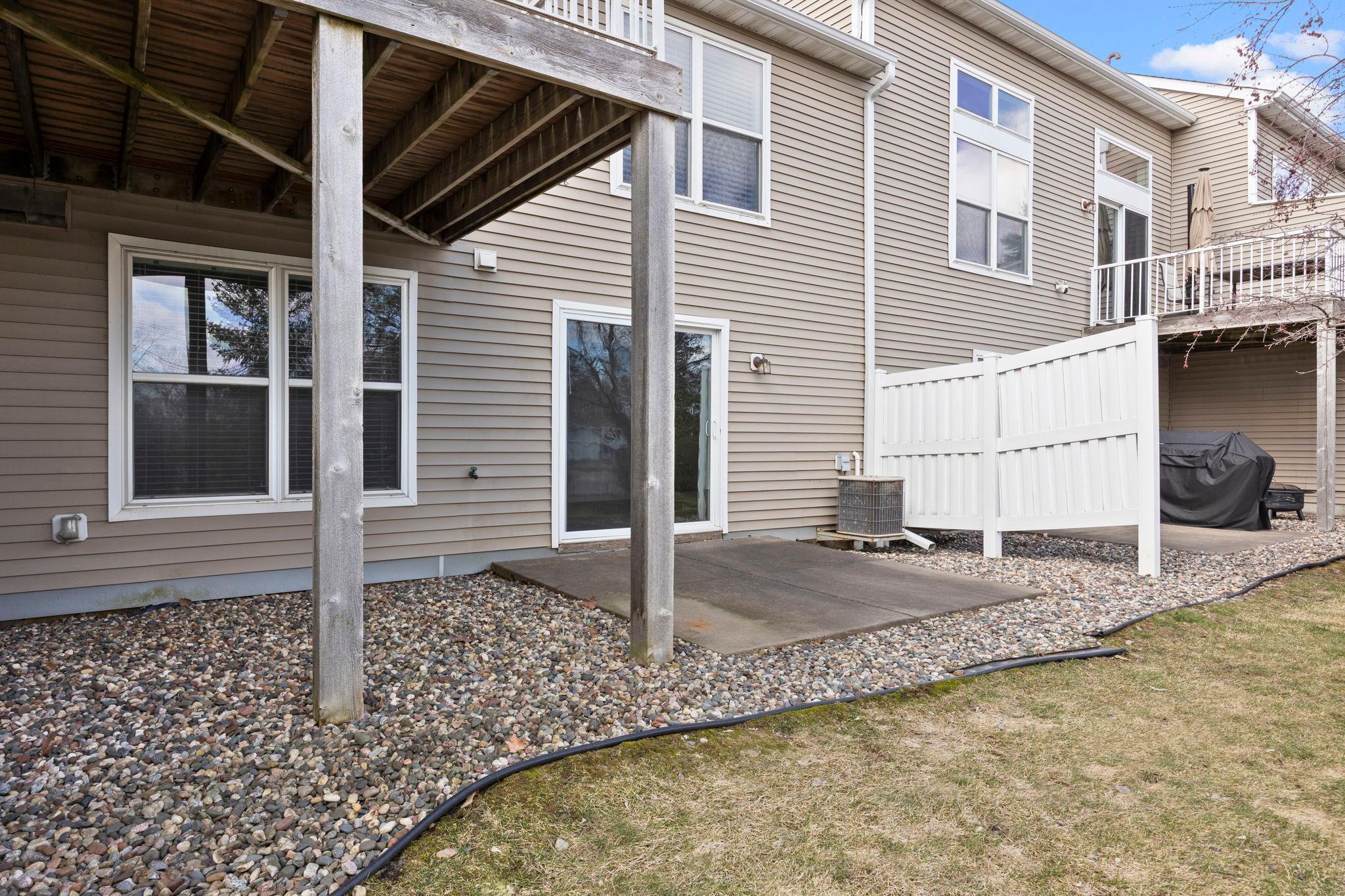 5056 Bluff Heights Trail SE