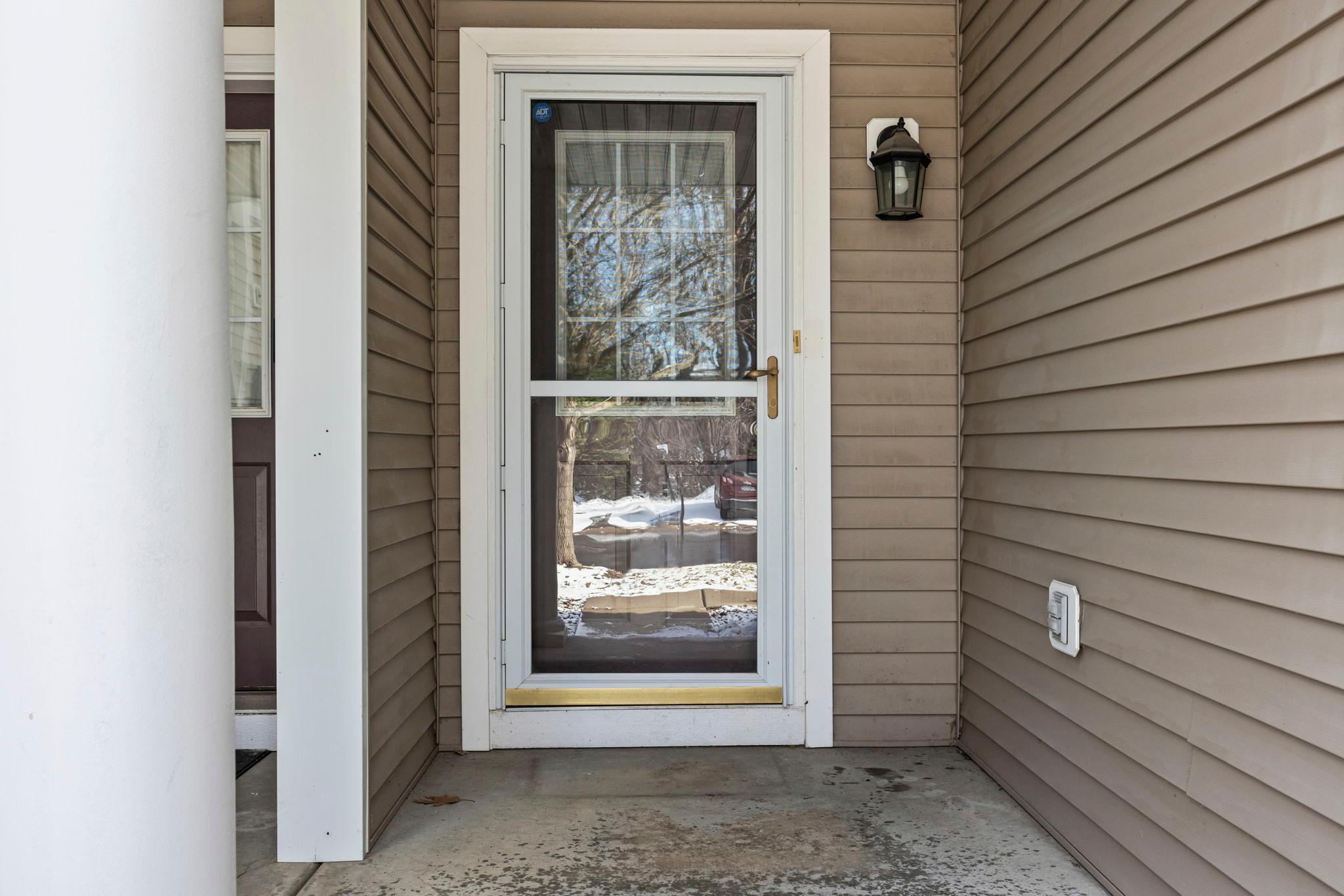 5056 Bluff Heights Trail SE