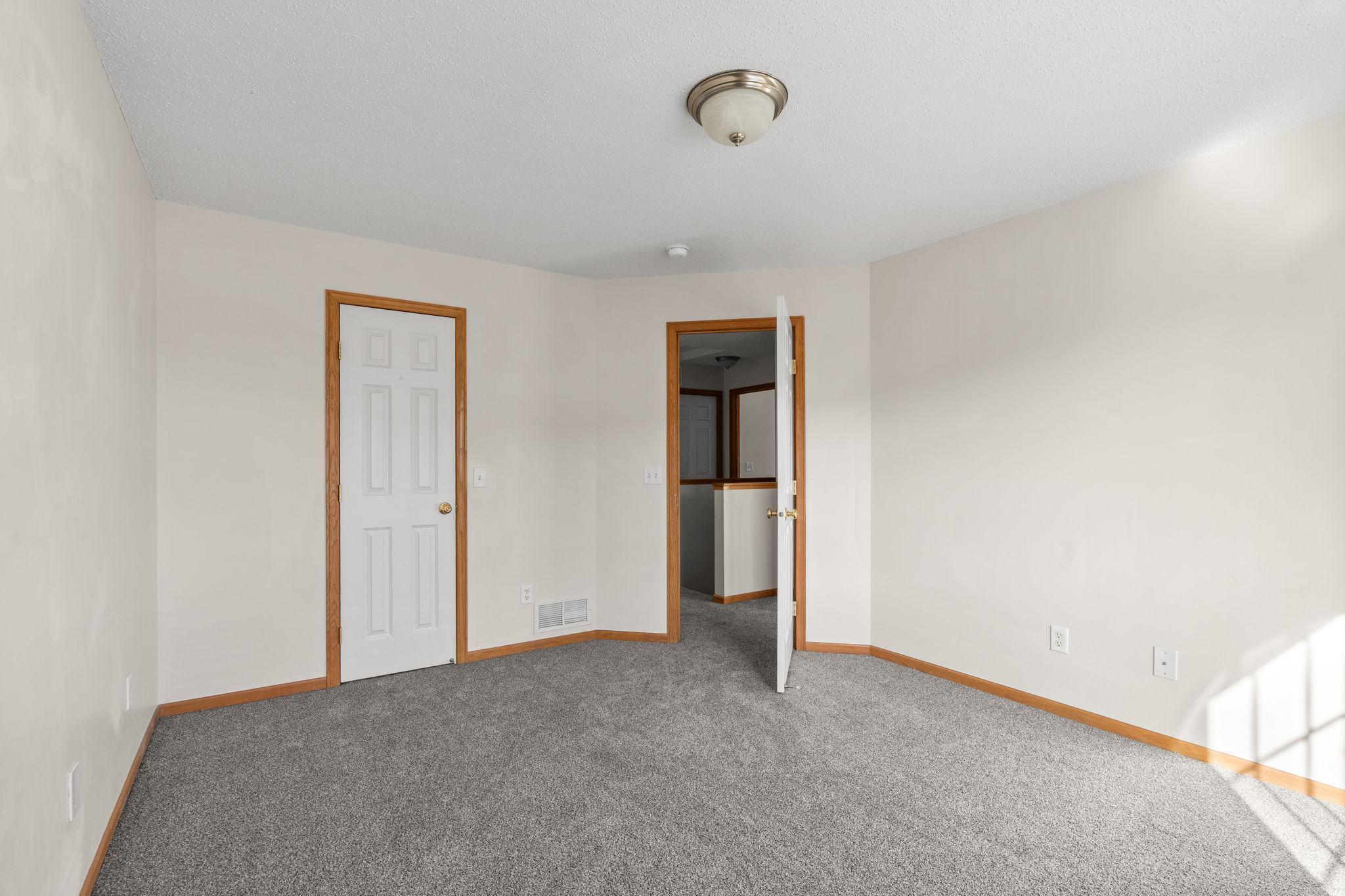 2457 Yellowstone Drive Unit: 116