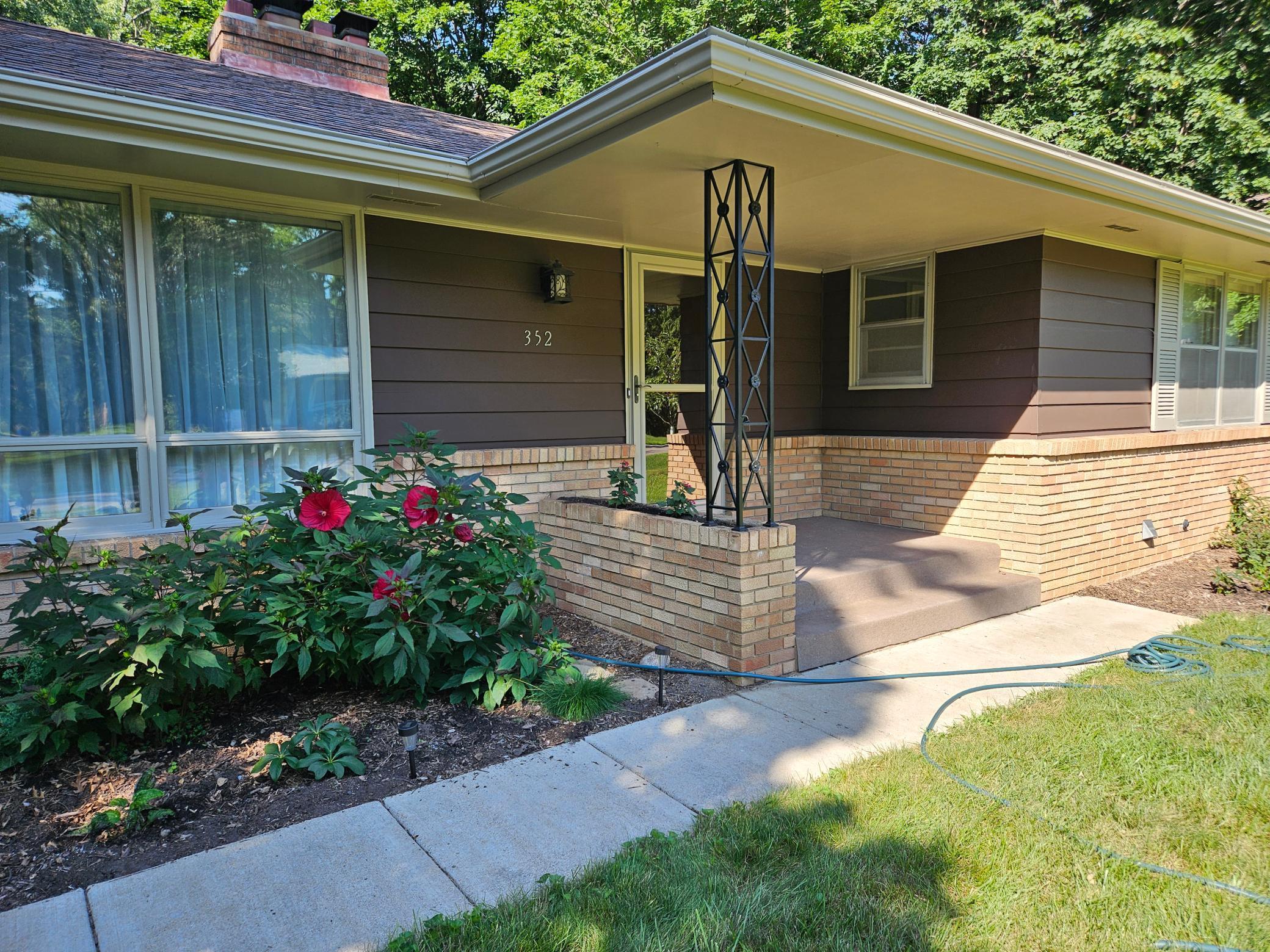 352 Cimarron Road