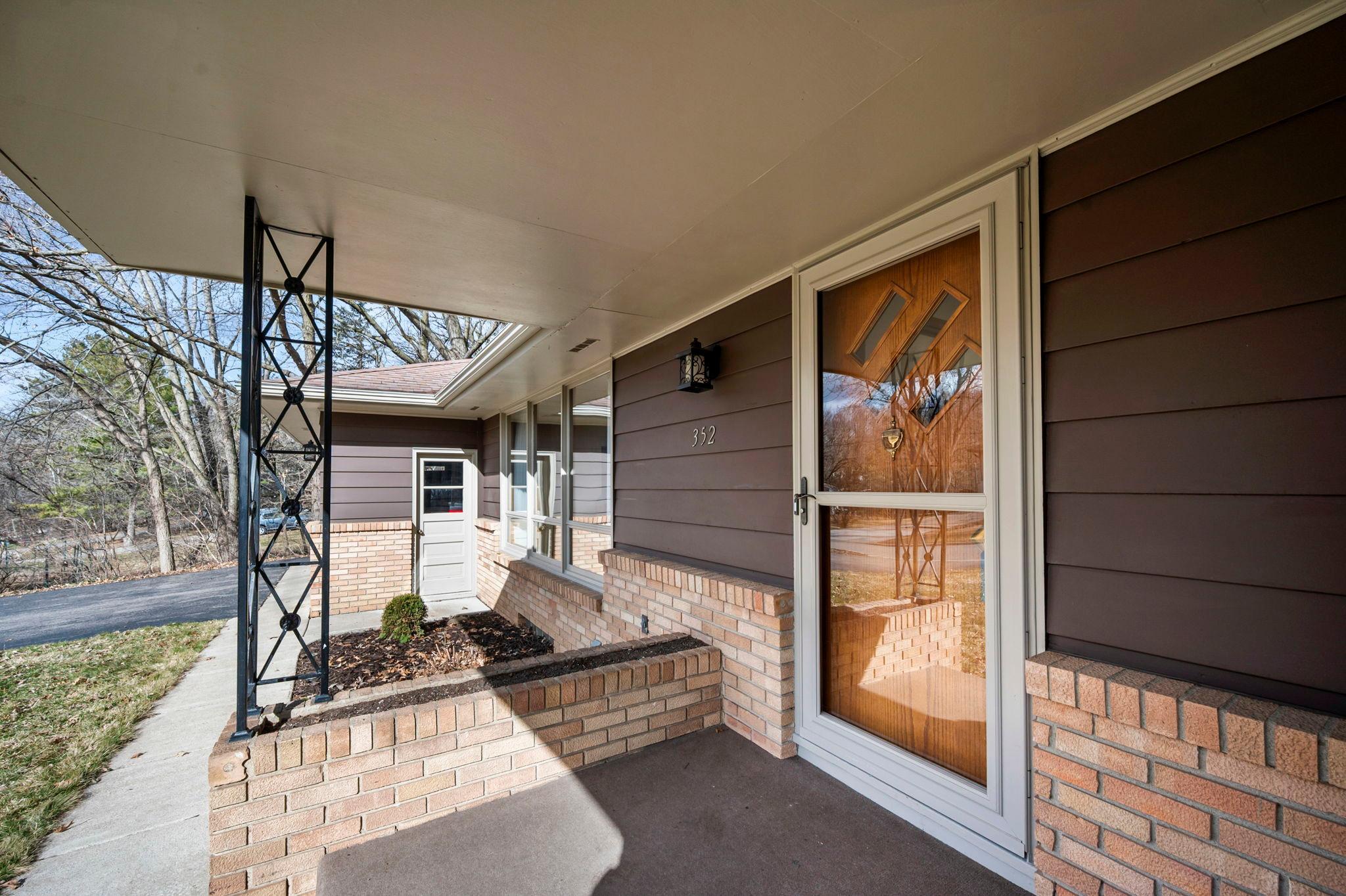 352 Cimarron Road