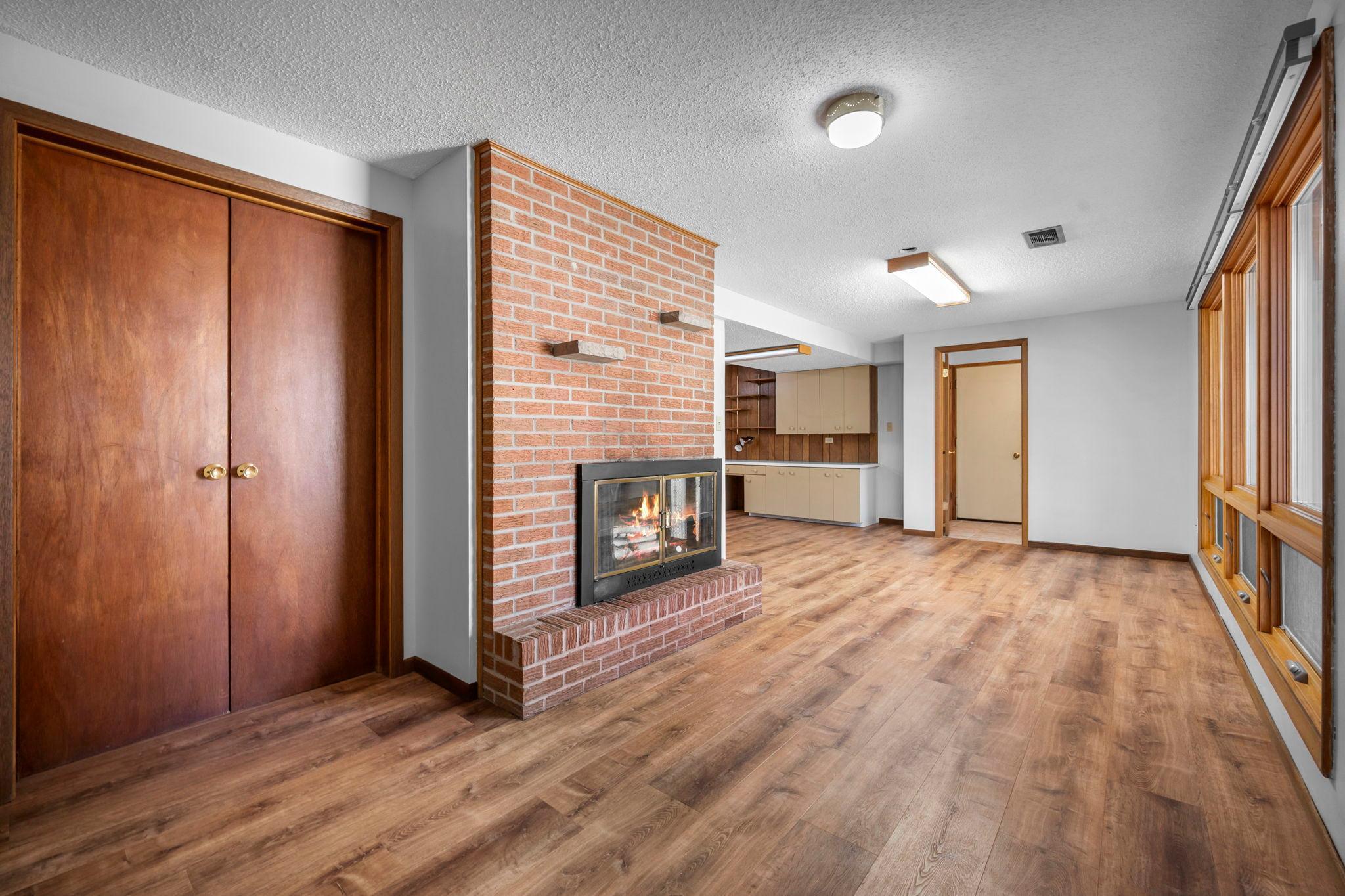 352 Cimarron Road