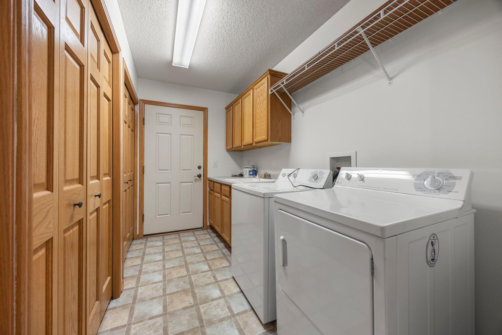 11084 Eagle Ridge Way