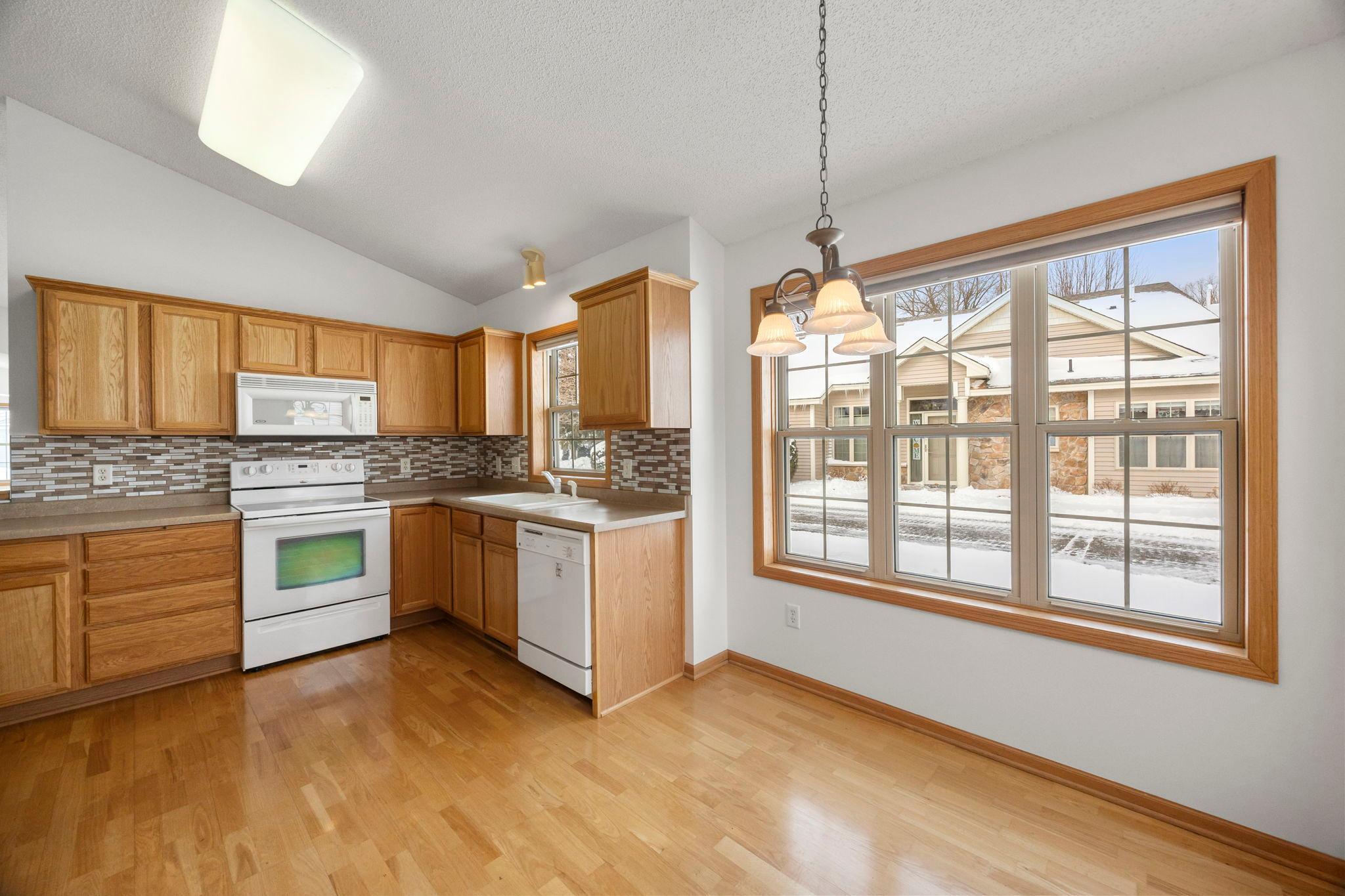 11084 Eagle Ridge Way