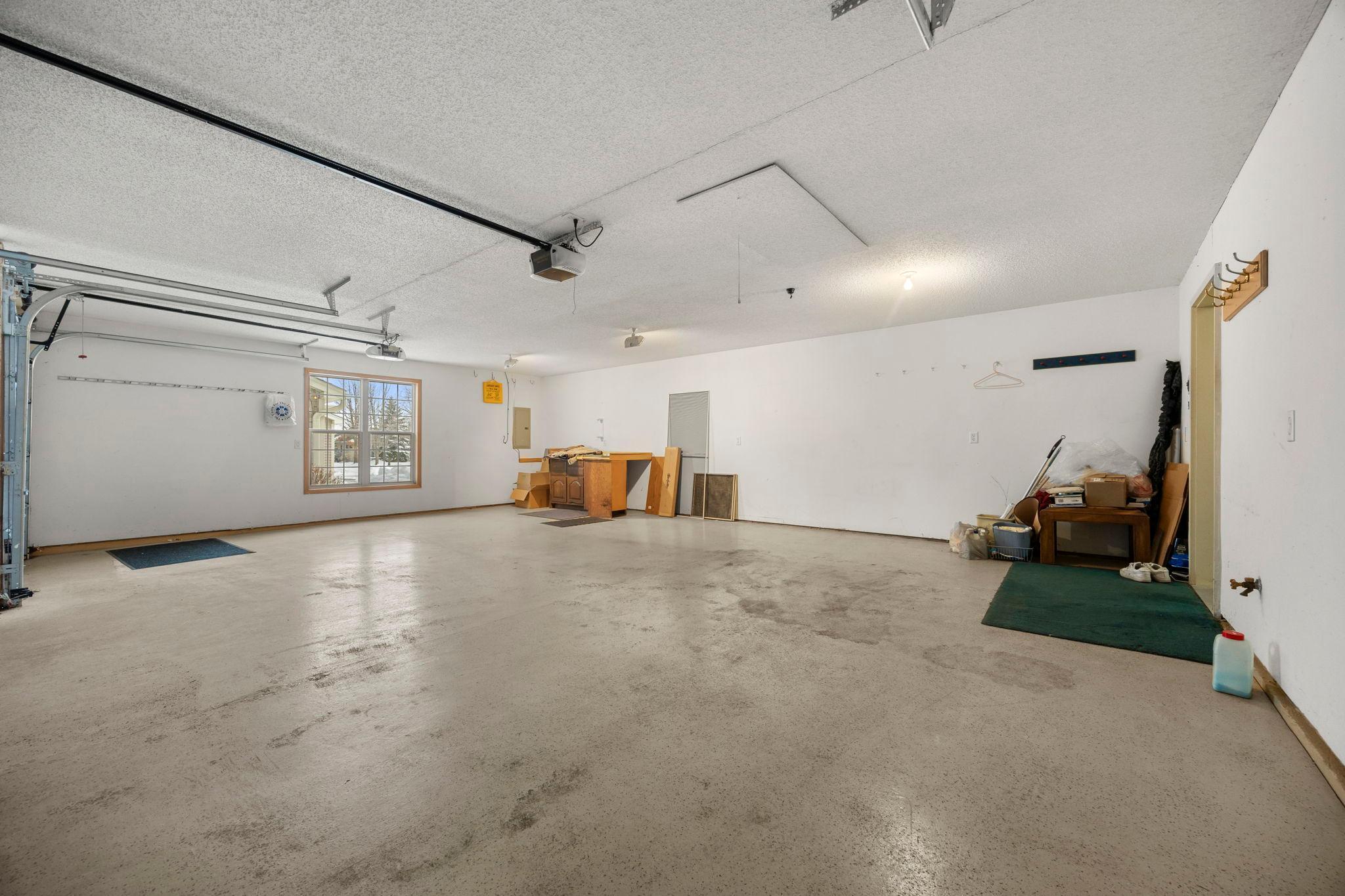 11084 Eagle Ridge Way