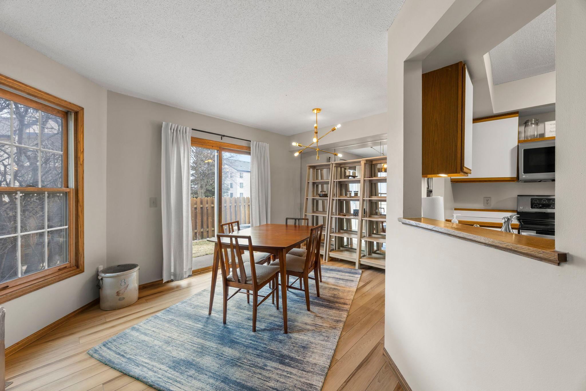 1614 Rose Hill Circle