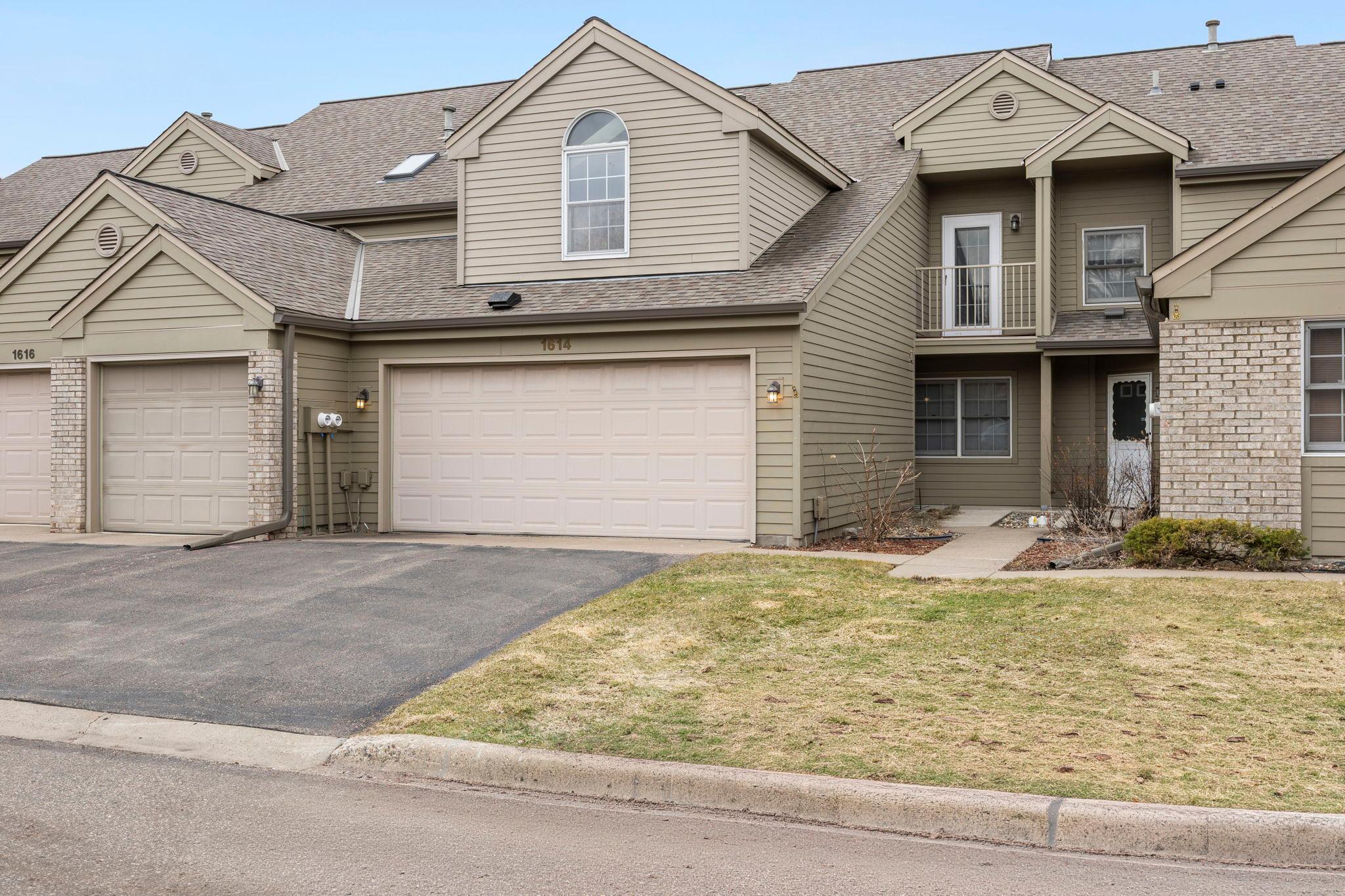 1614 Rose Hill Circle