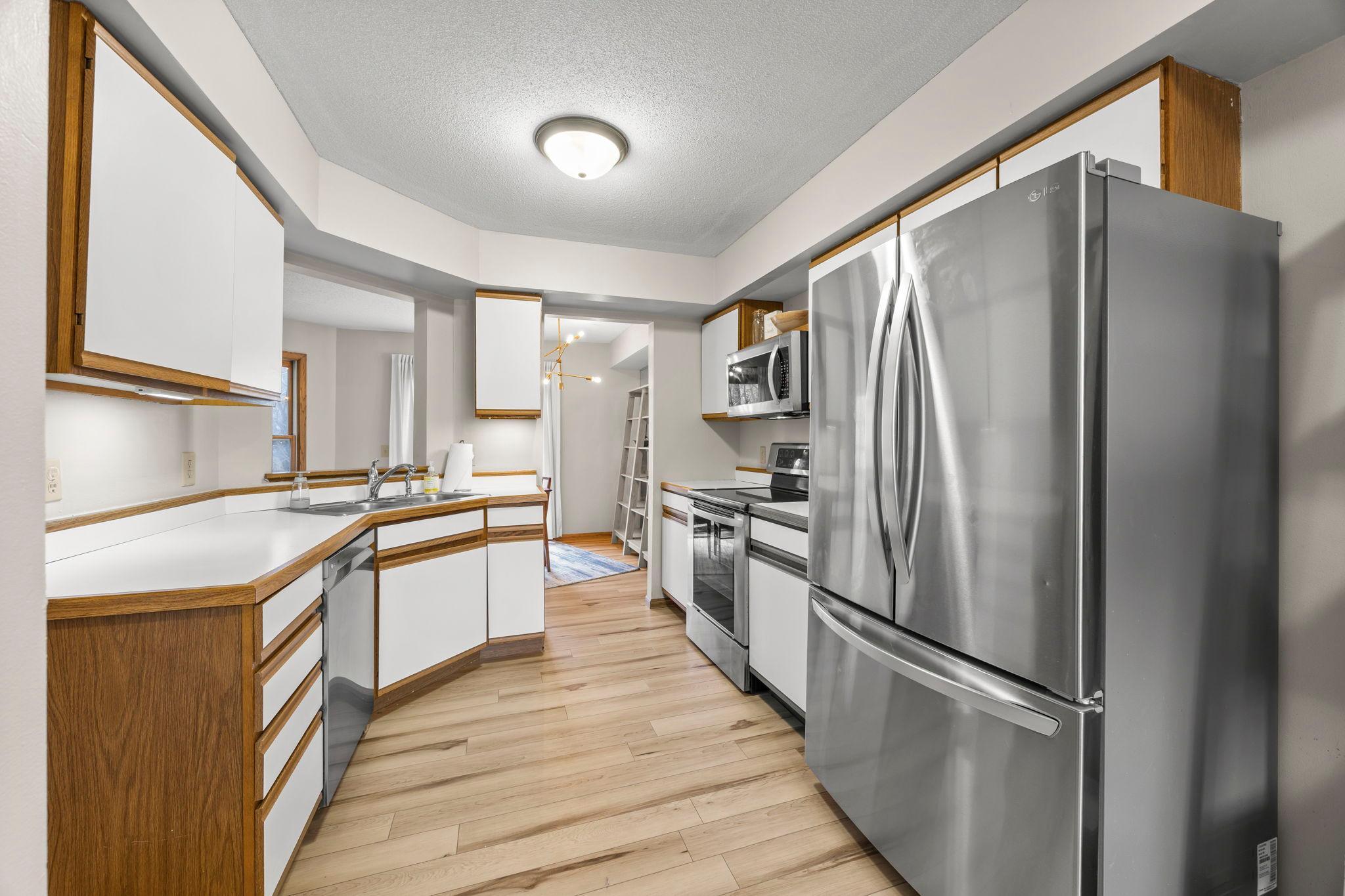 1614 Rose Hill Circle