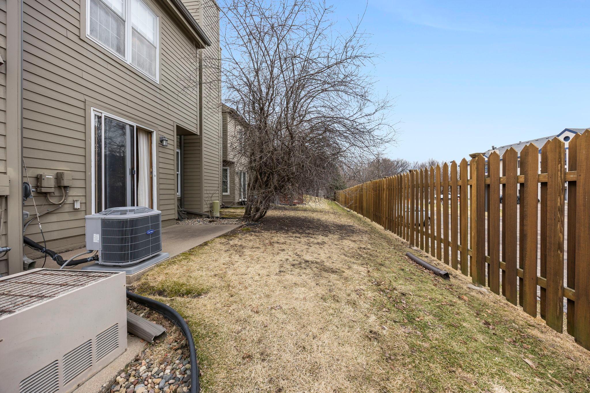 1614 Rose Hill Circle