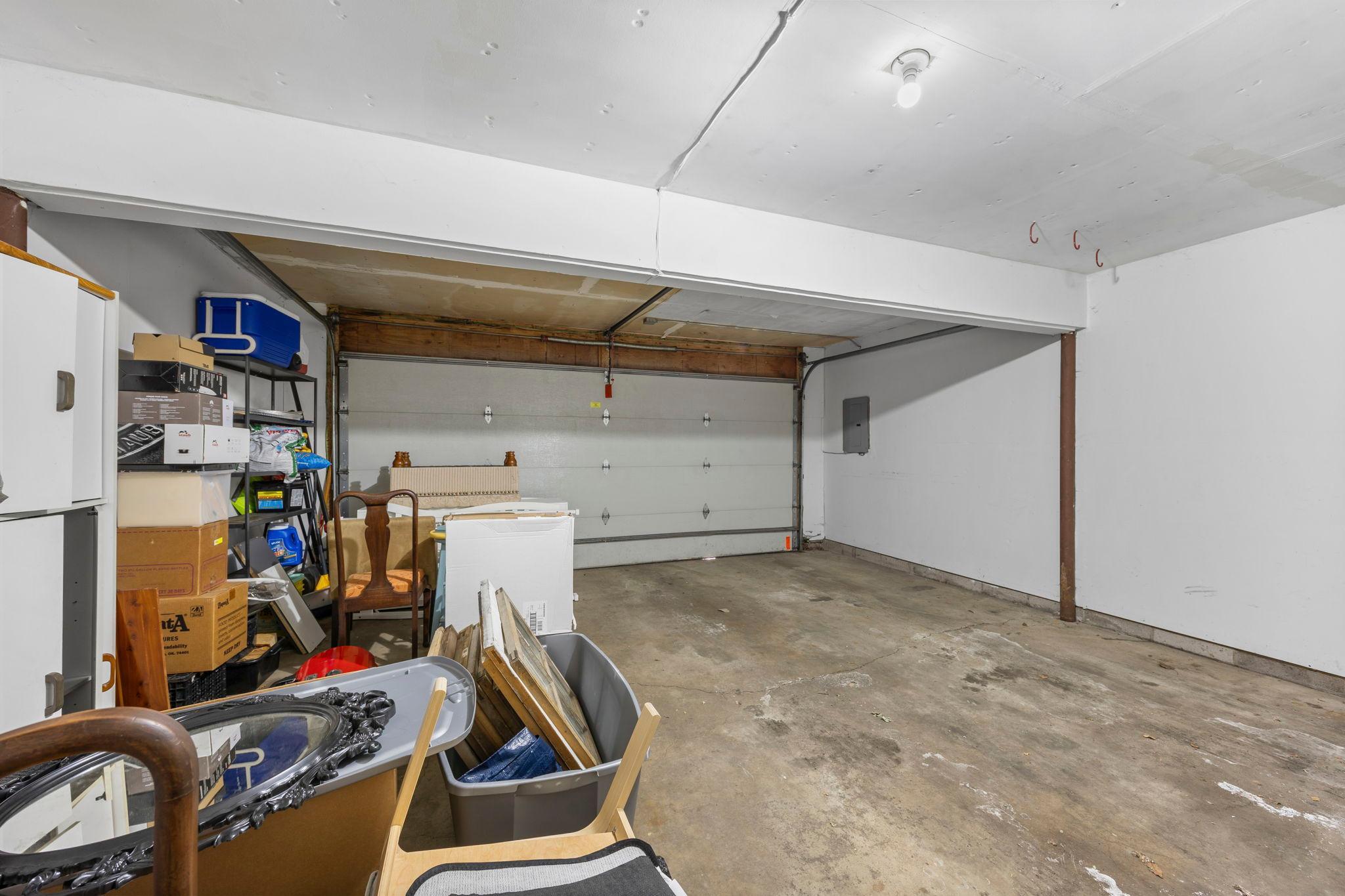 1614 Rose Hill Circle