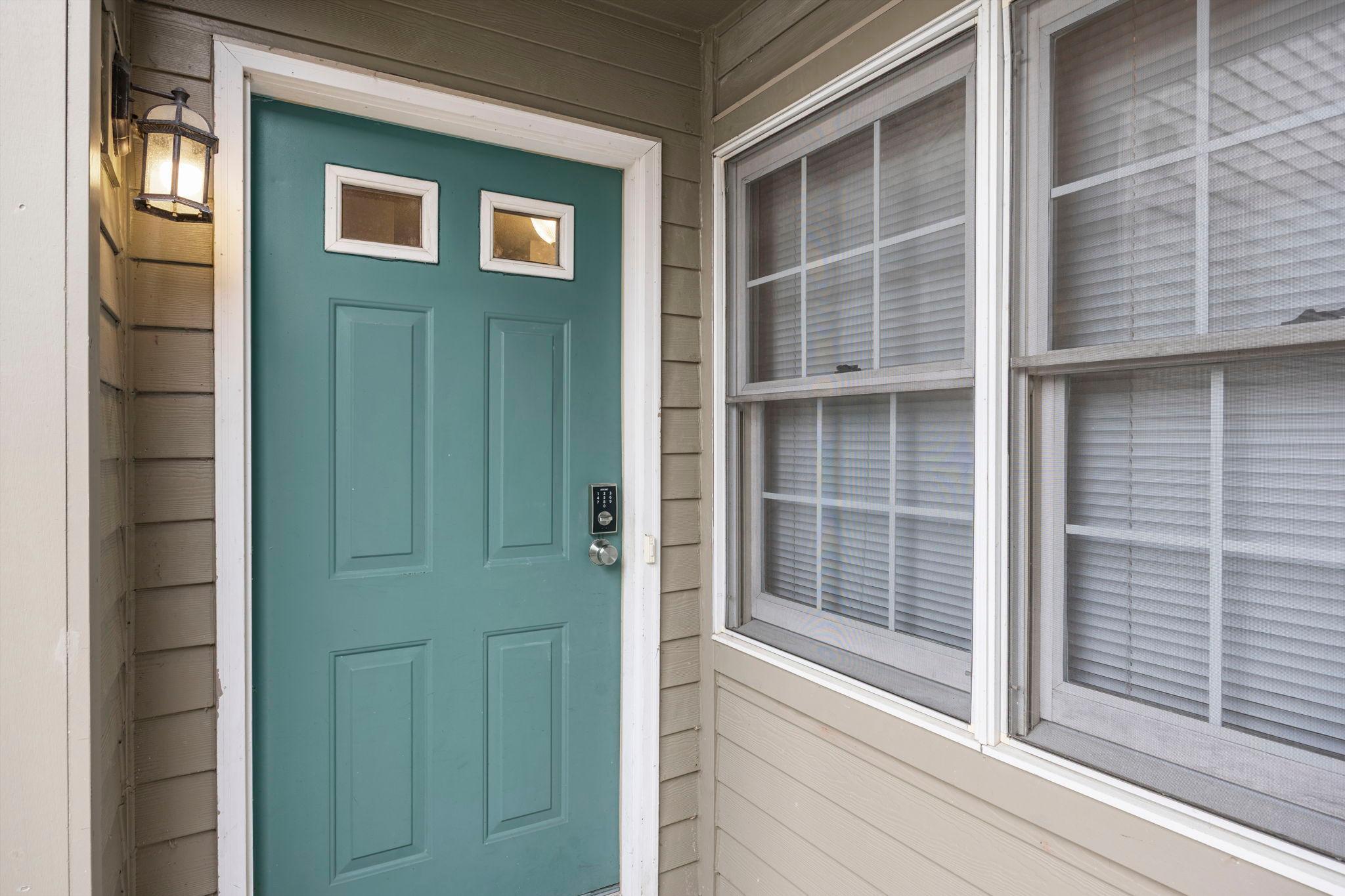 1614 Rose Hill Circle