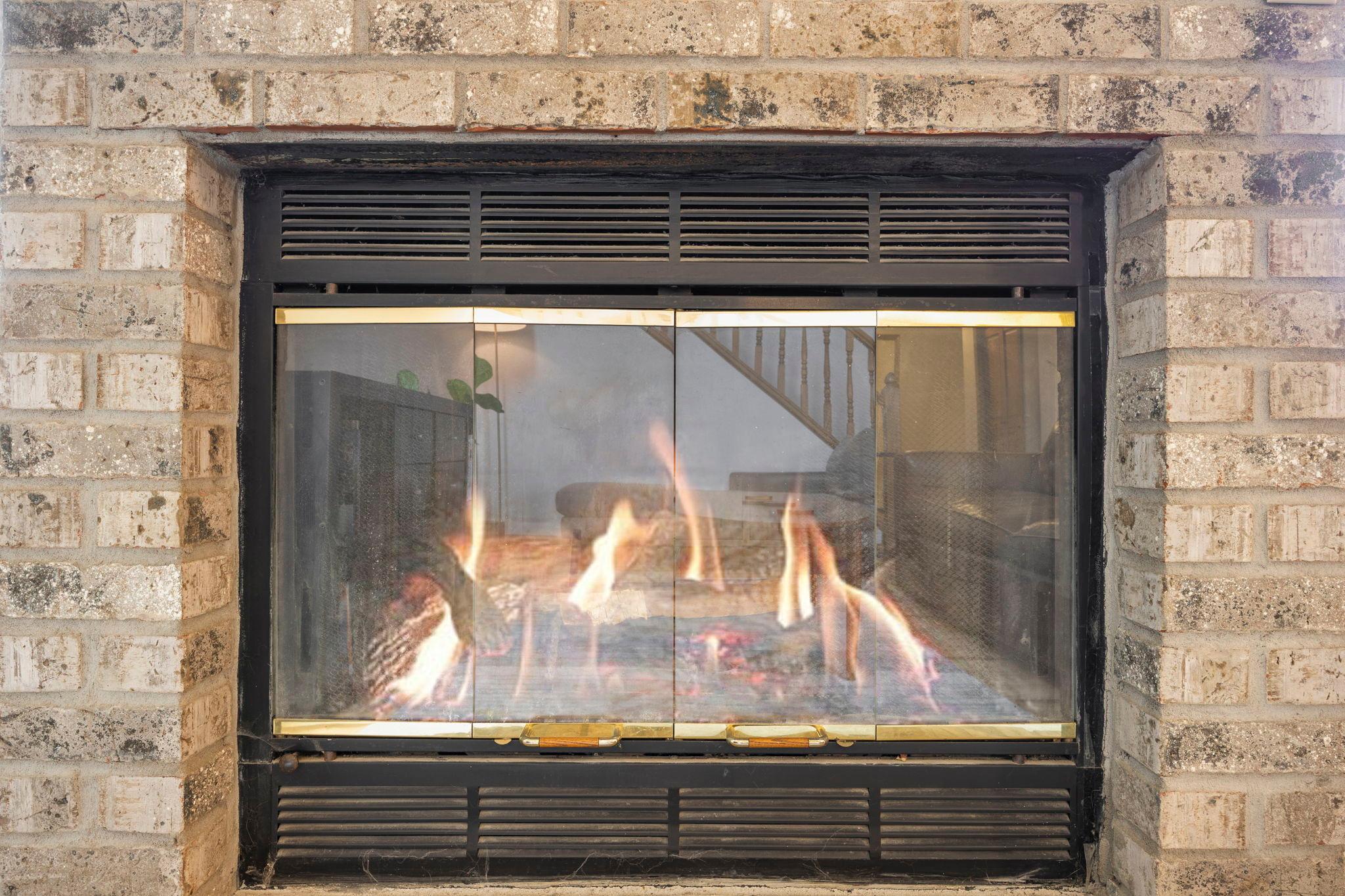 1614 Rose Hill Circle