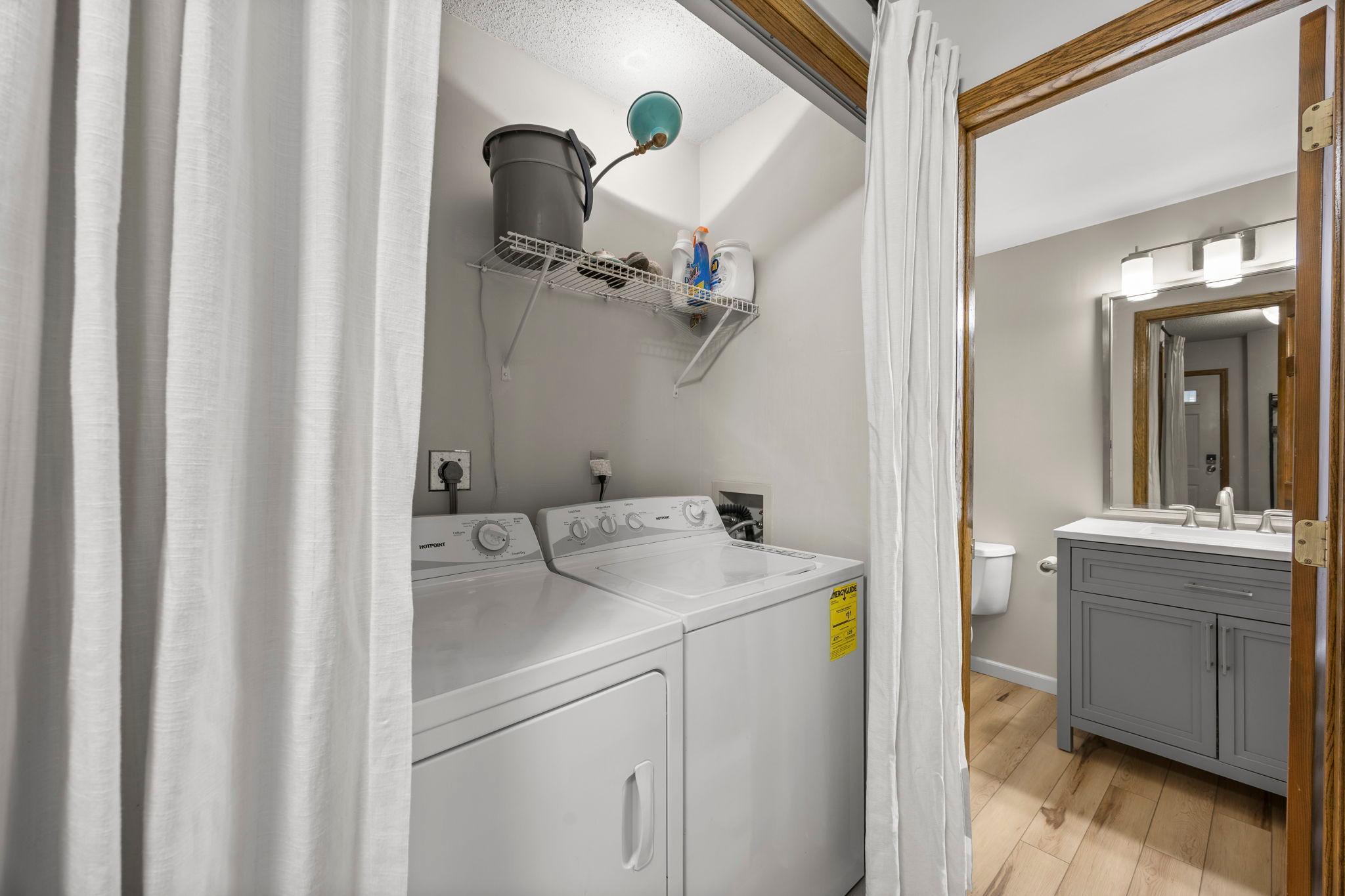 1614 Rose Hill Circle