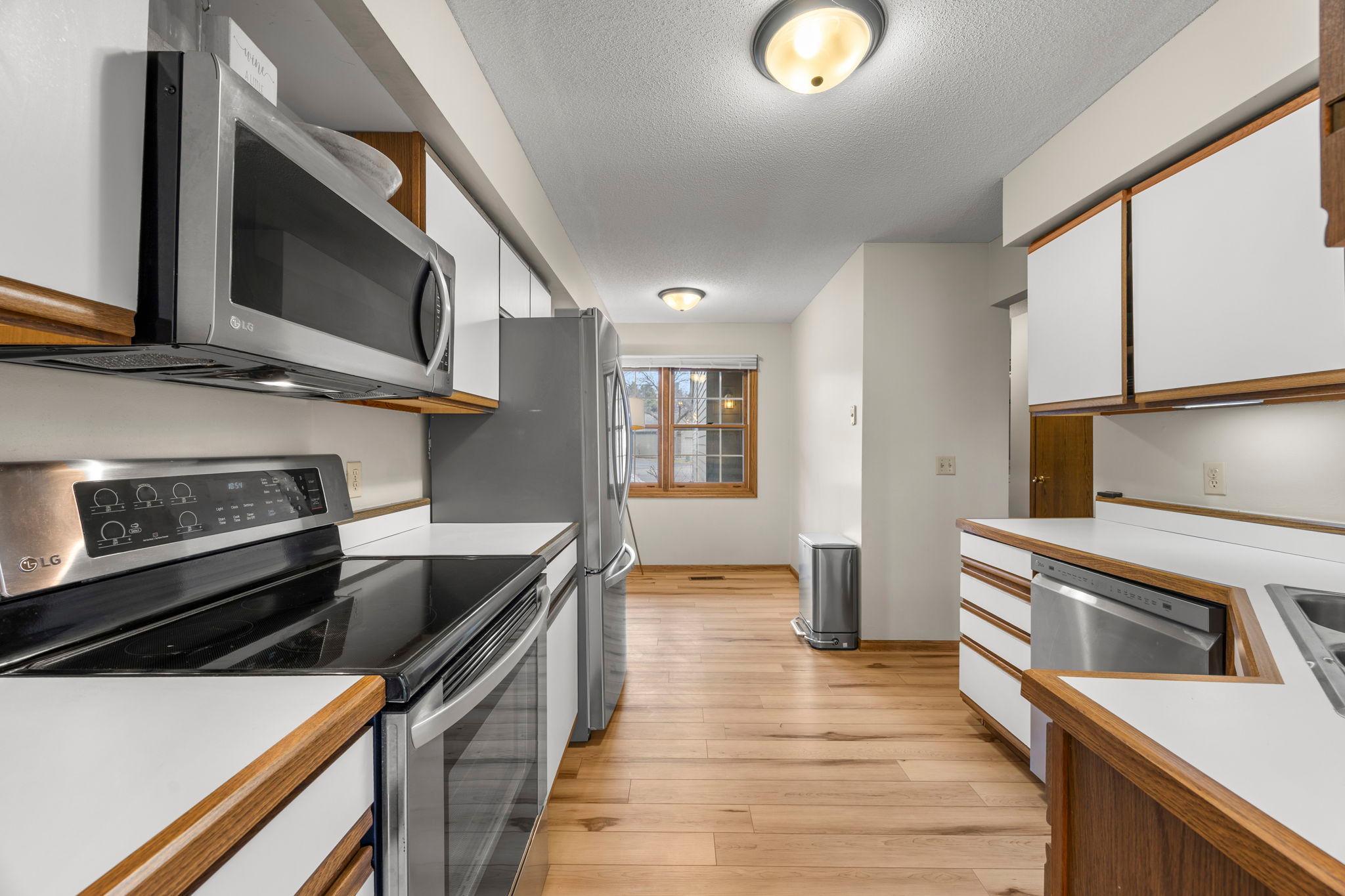 1614 Rose Hill Circle