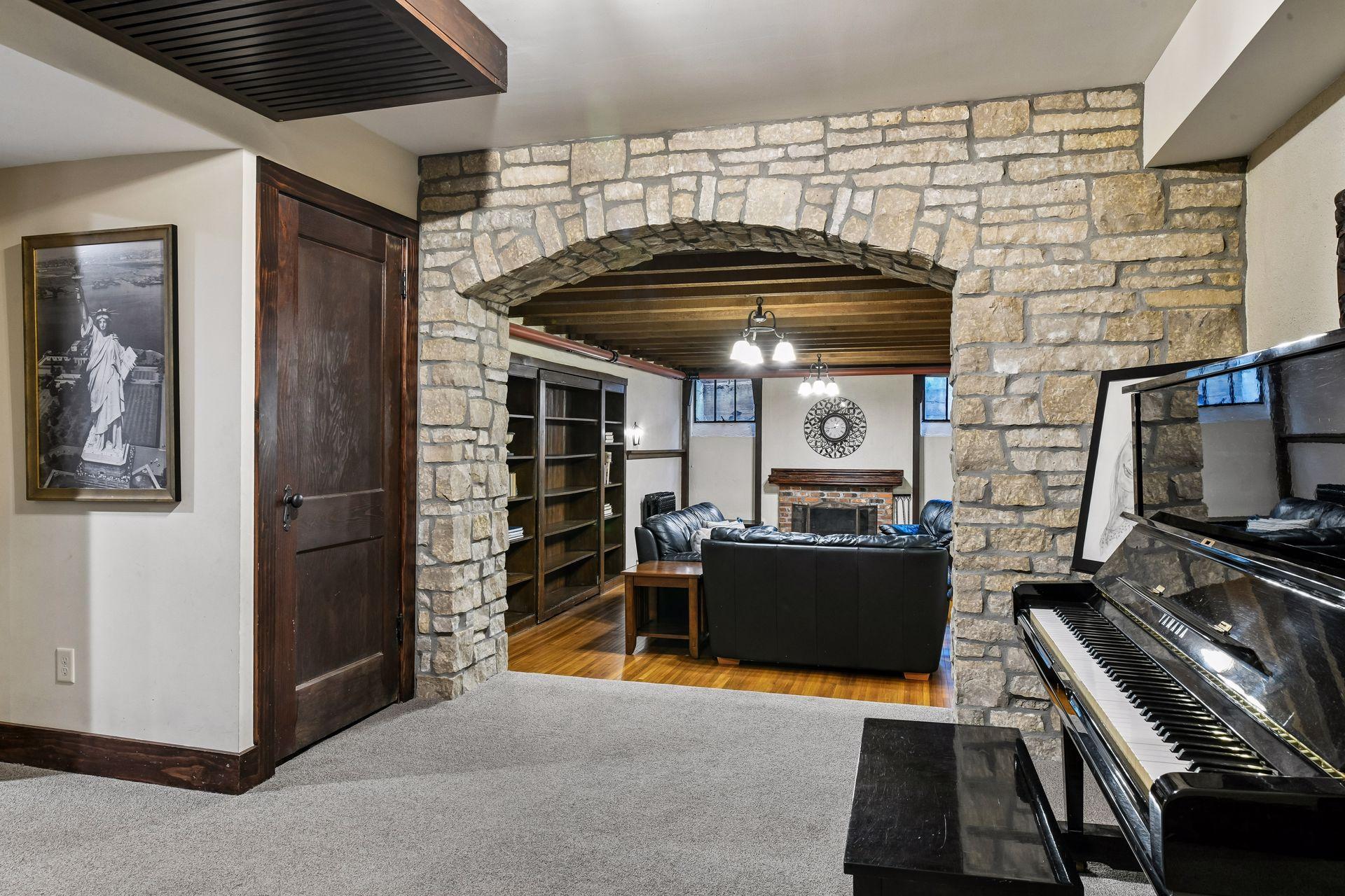 224 Oakwood Road
