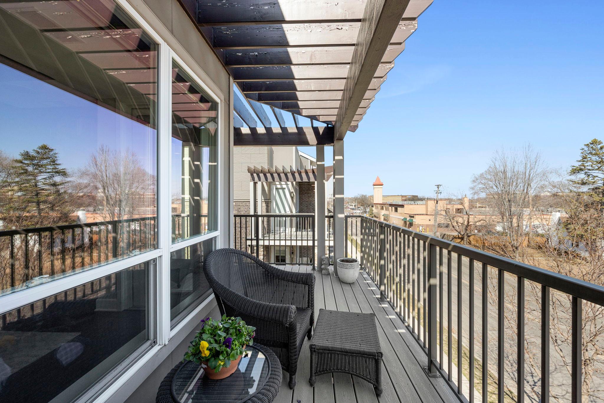 3980 Wooddale Avenue S Unit: 302