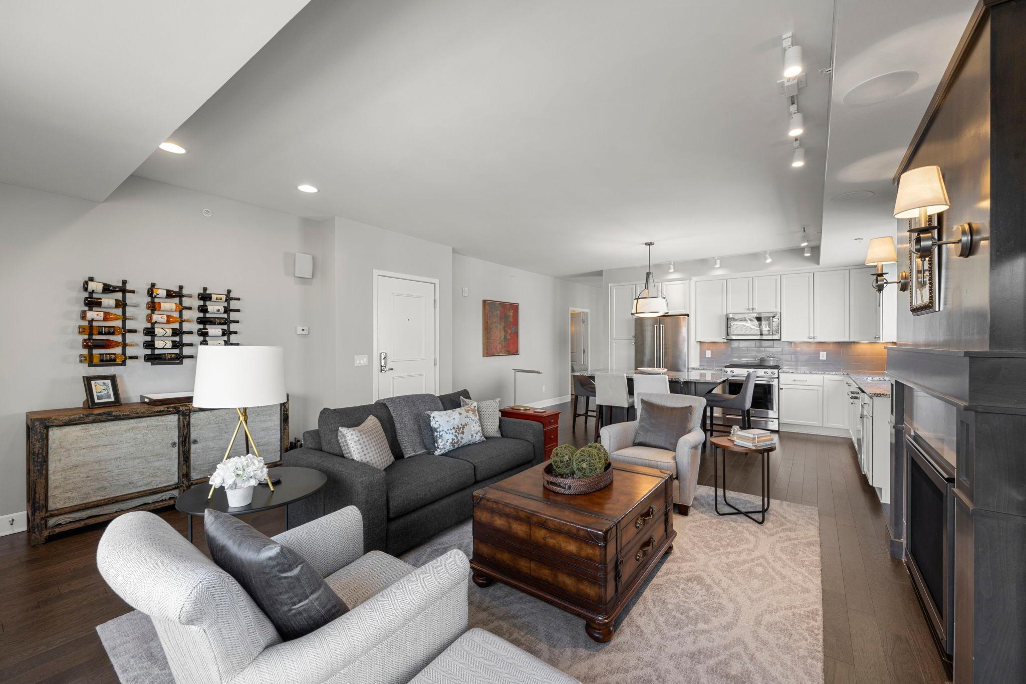 3980 Wooddale Avenue S Unit: 302