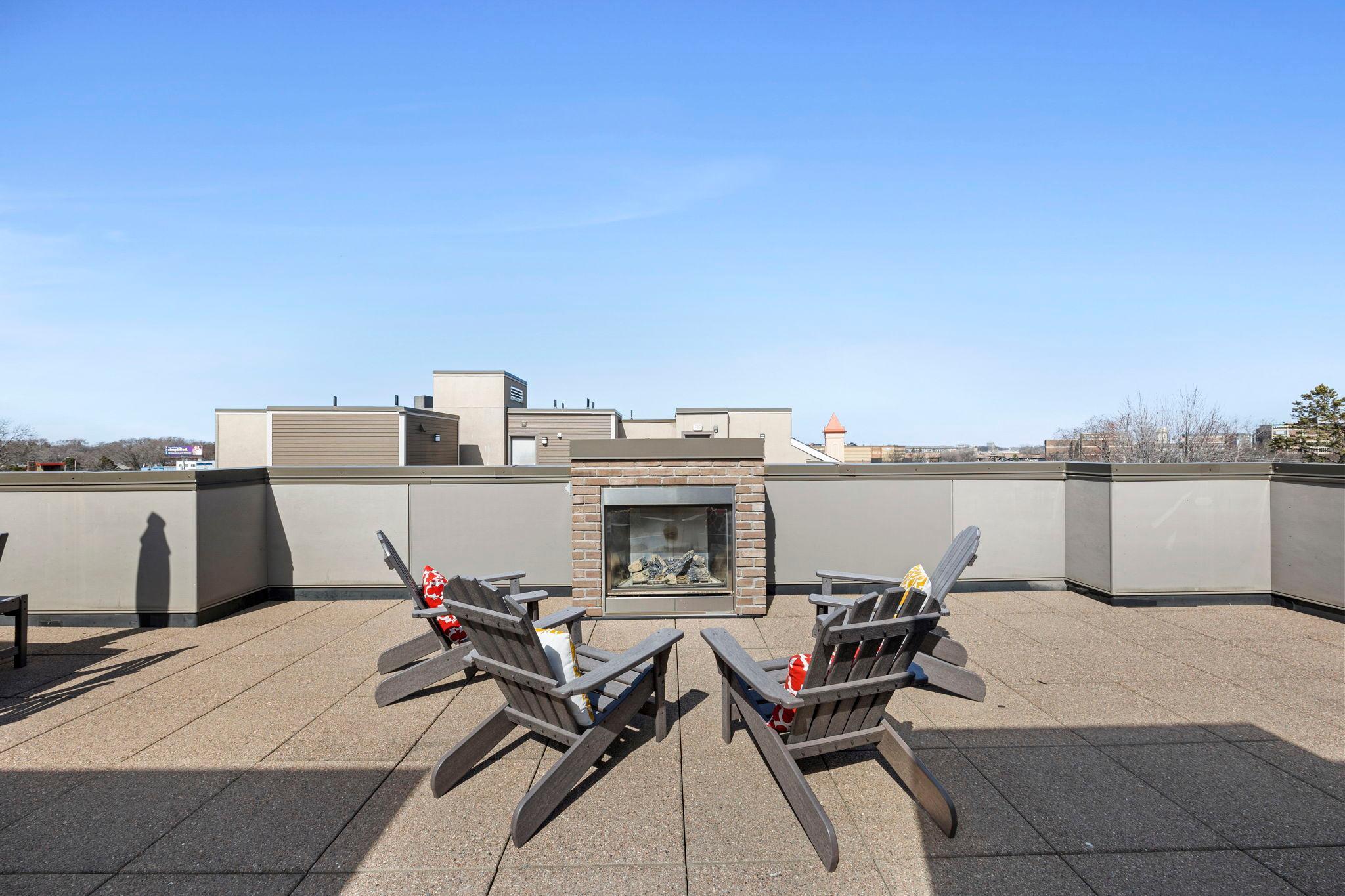 3980 Wooddale Avenue S Unit: 302