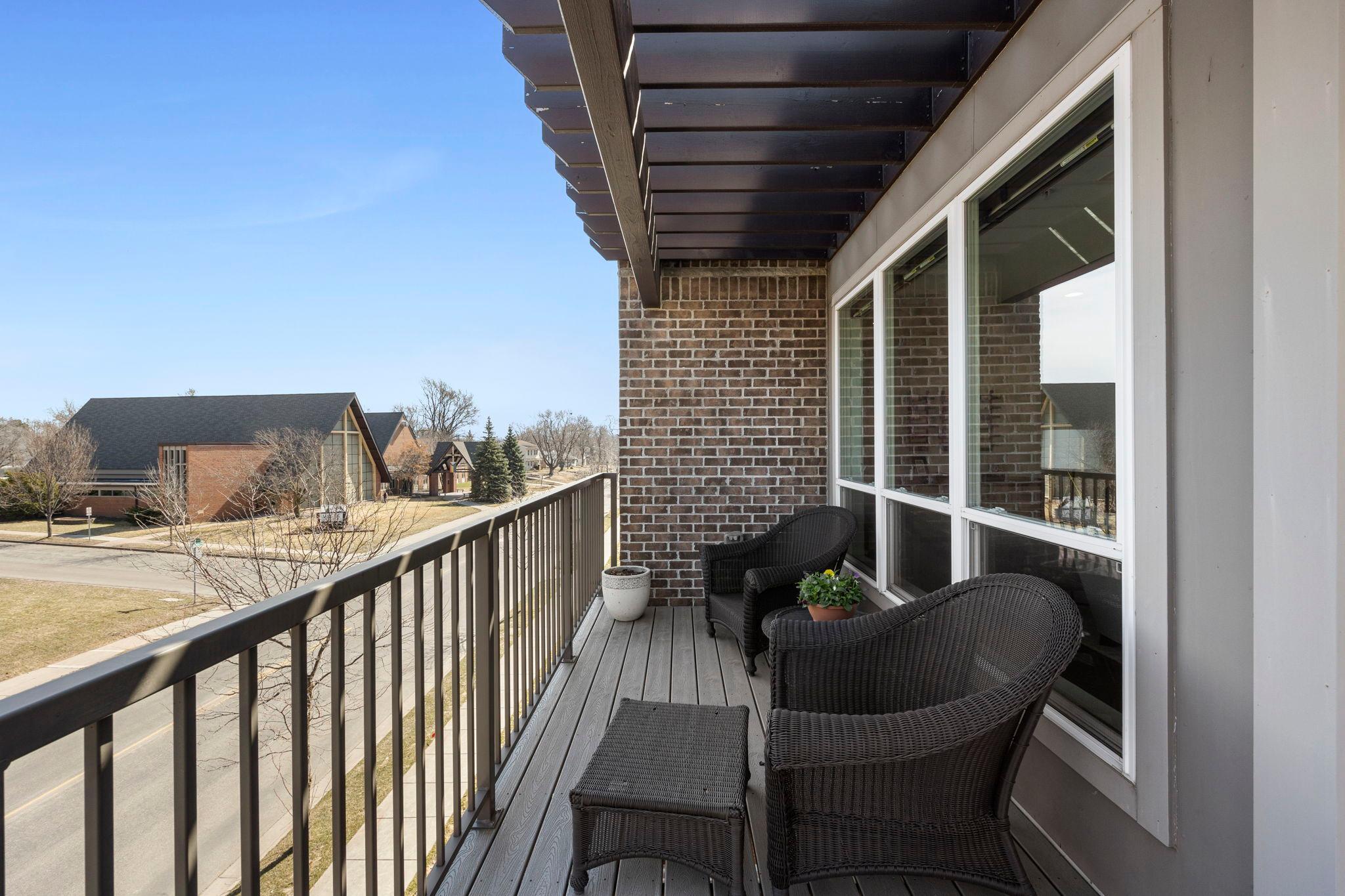3980 Wooddale Avenue S Unit: 302