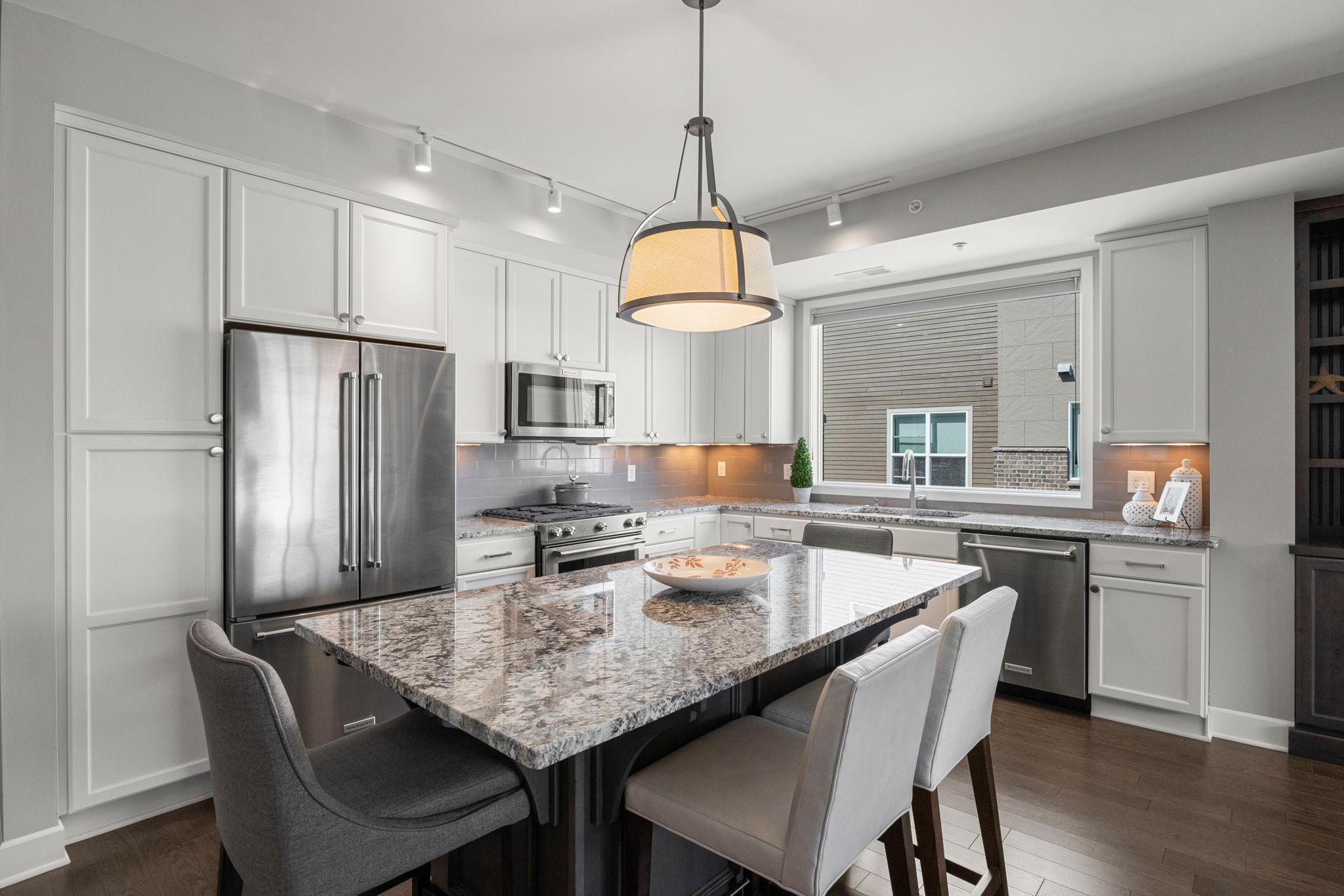 3980 Wooddale Avenue S Unit: 302