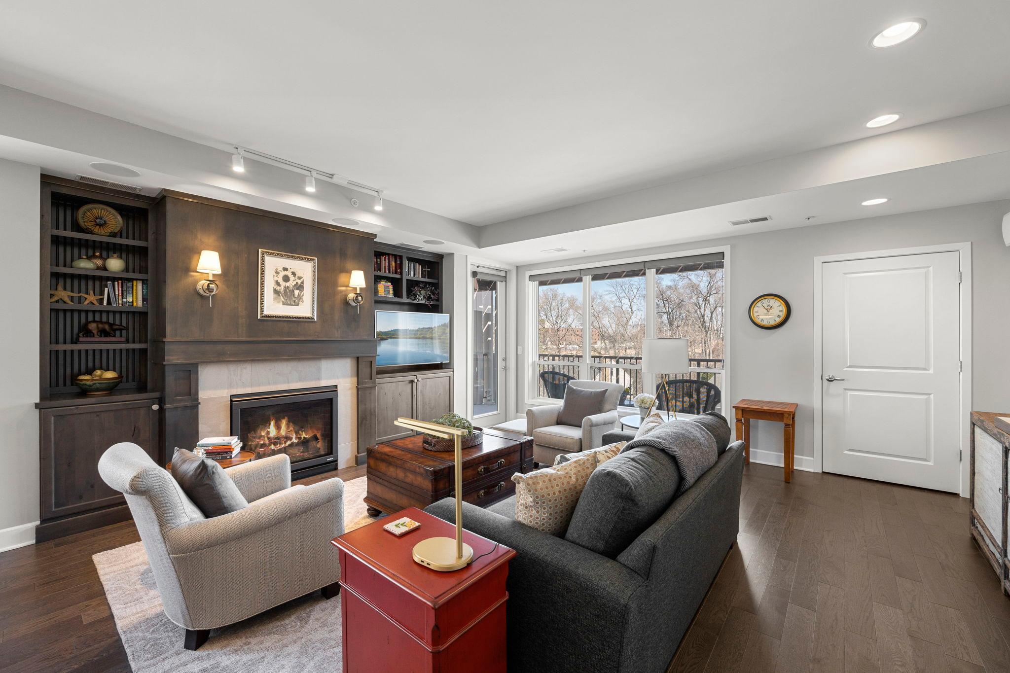 3980 Wooddale Avenue S Unit: 302