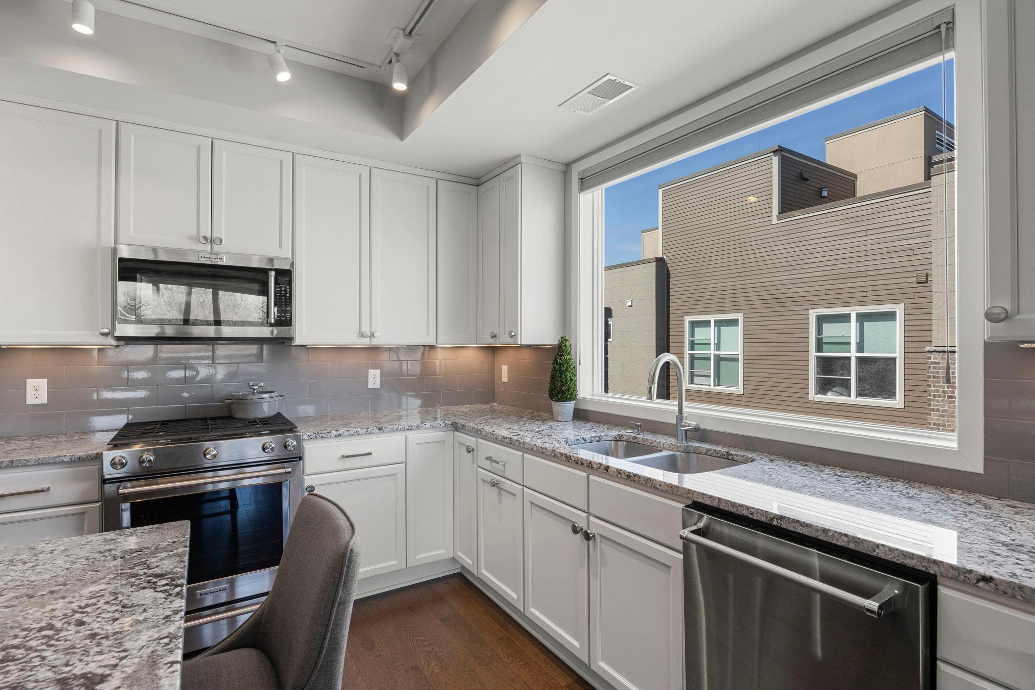 3980 Wooddale Avenue S Unit: 302