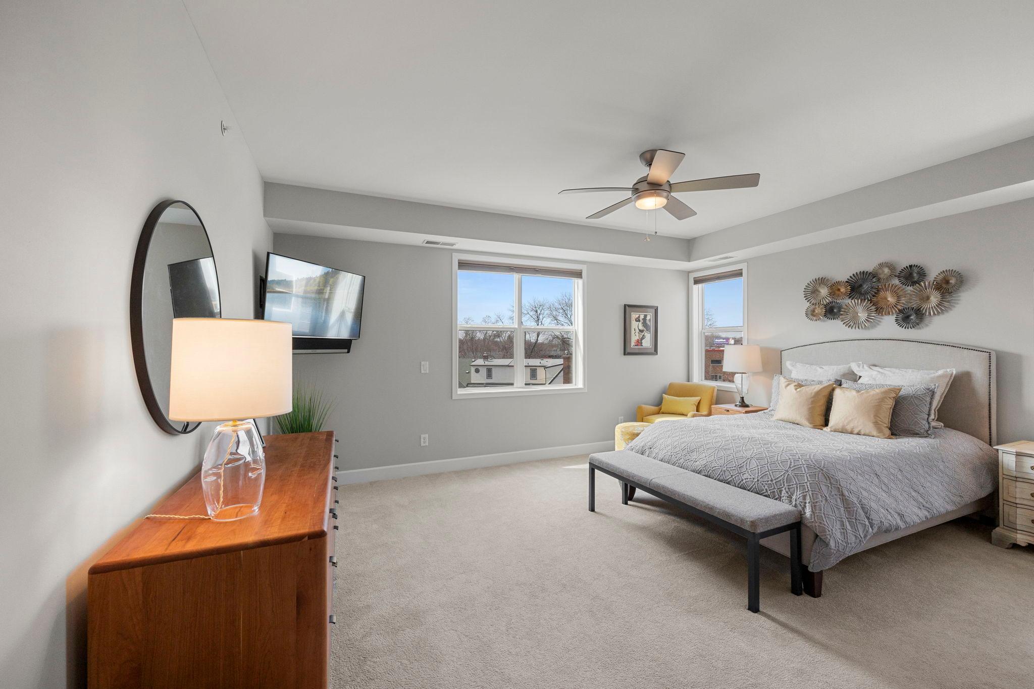 3980 Wooddale Avenue S Unit: 302