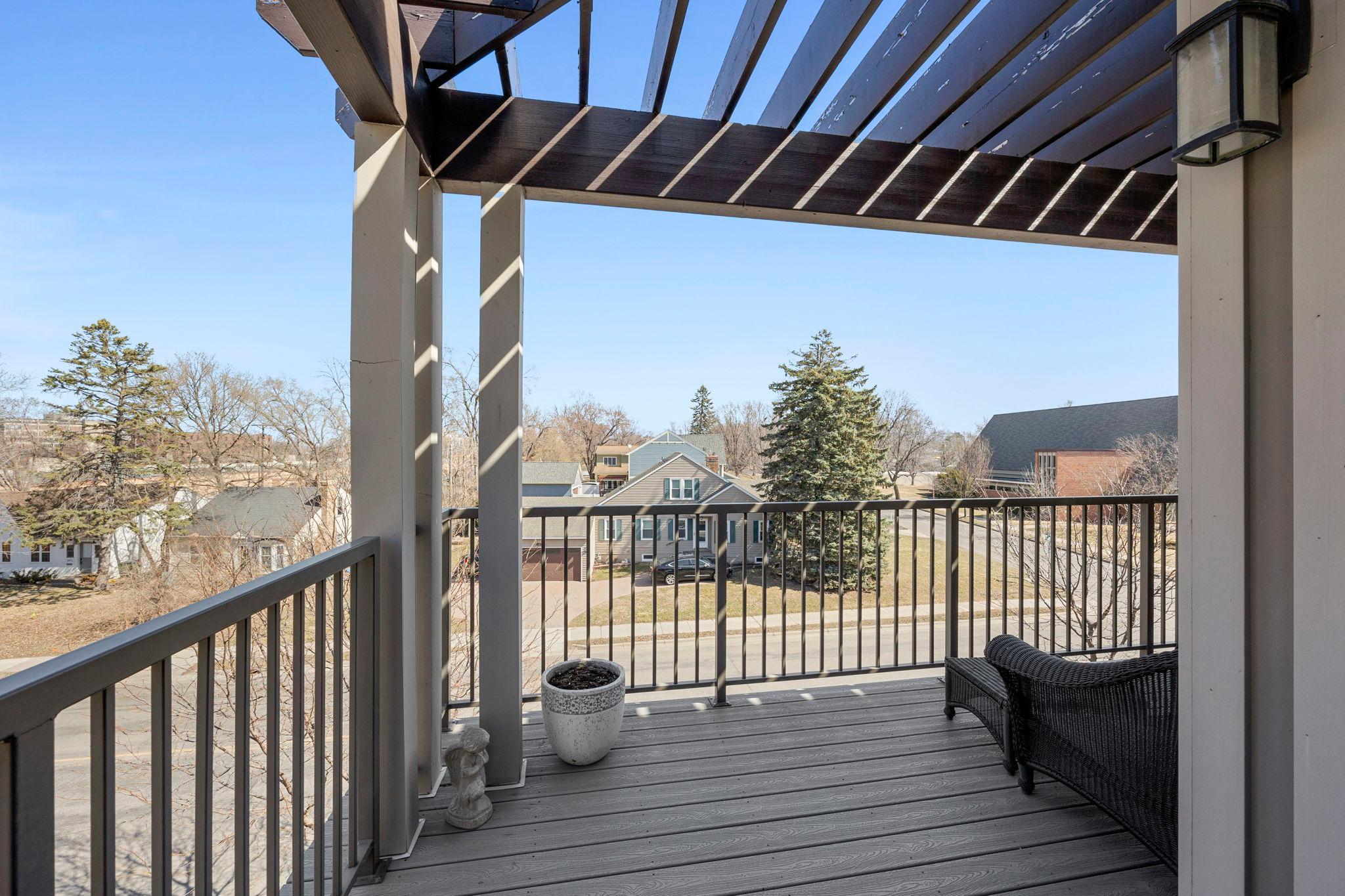 3980 Wooddale Avenue S Unit: 302