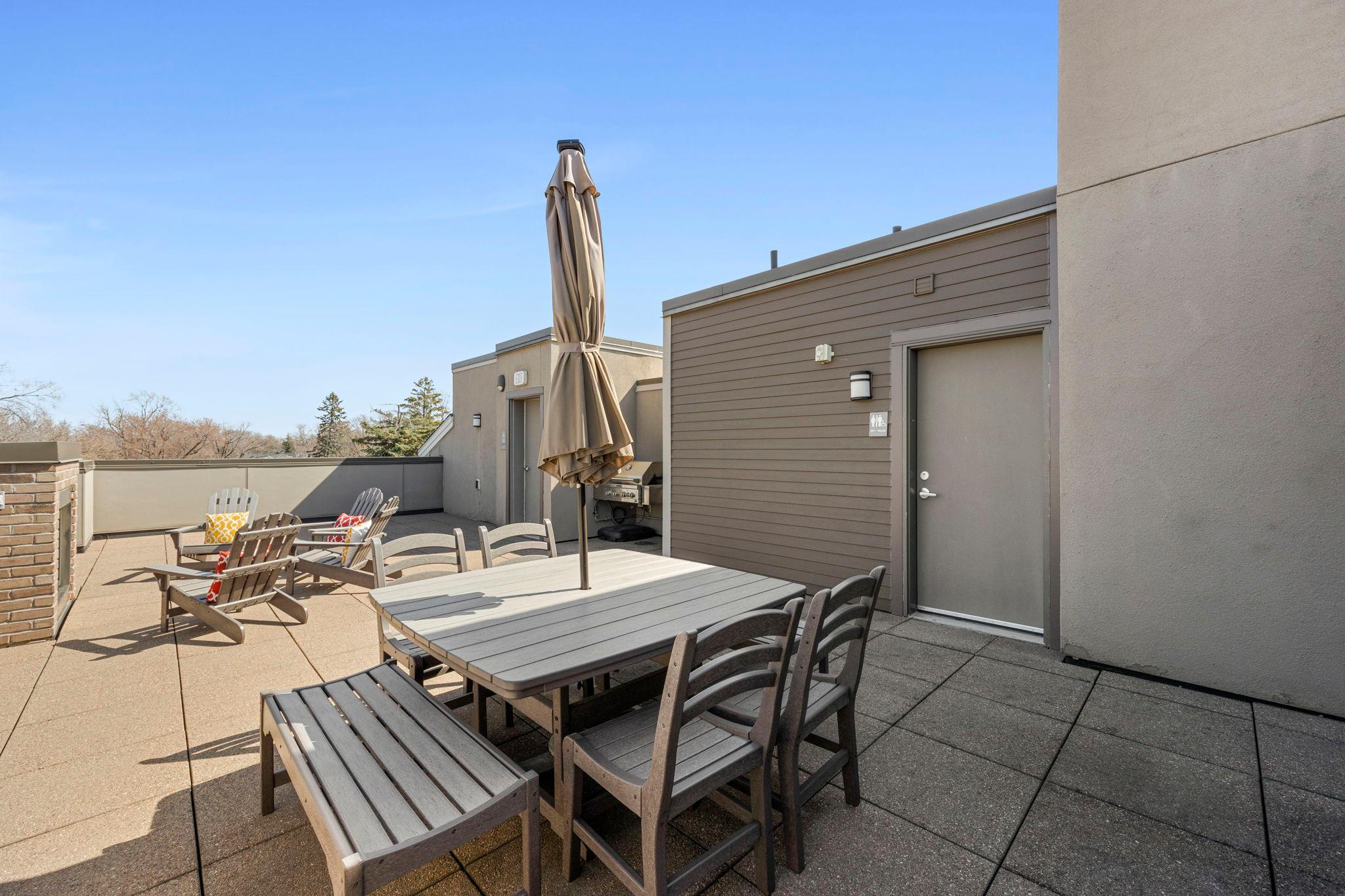 3980 Wooddale Avenue S Unit: 302
