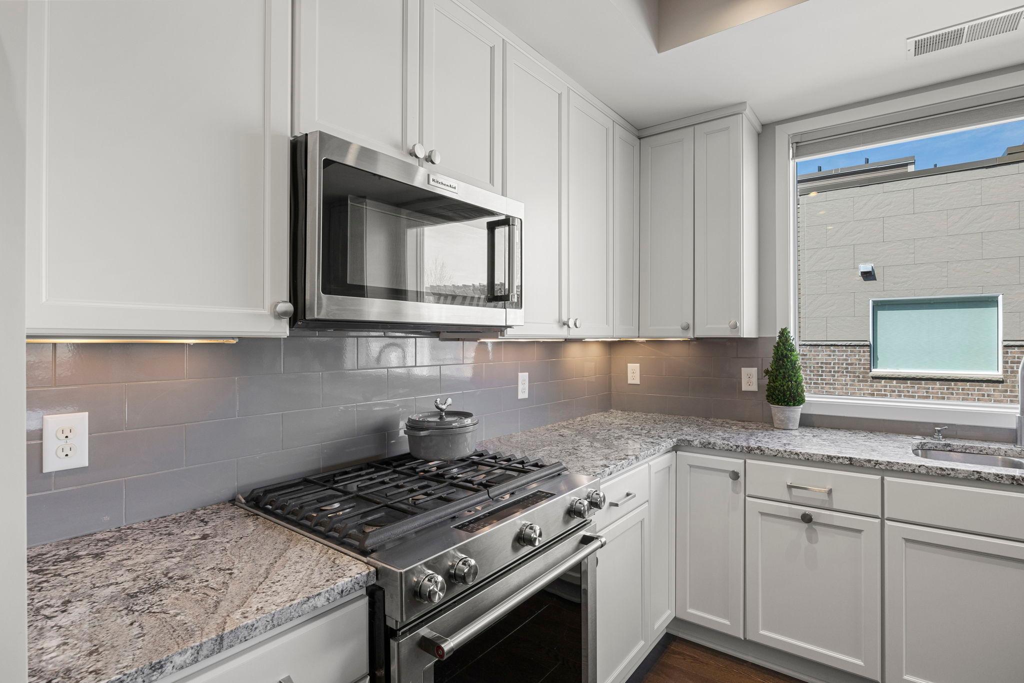 3980 Wooddale Avenue S Unit: 302