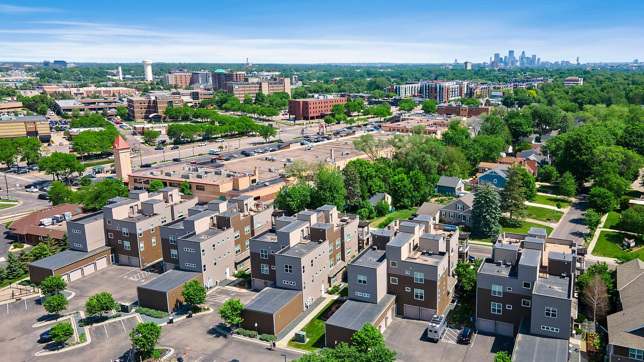 3980 Wooddale Avenue S Unit: 302