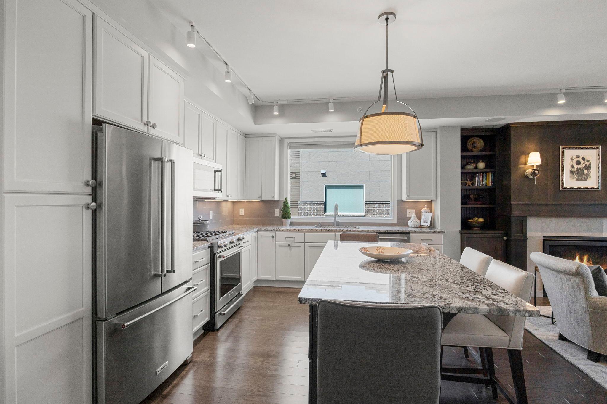 3980 Wooddale Avenue S Unit: 302