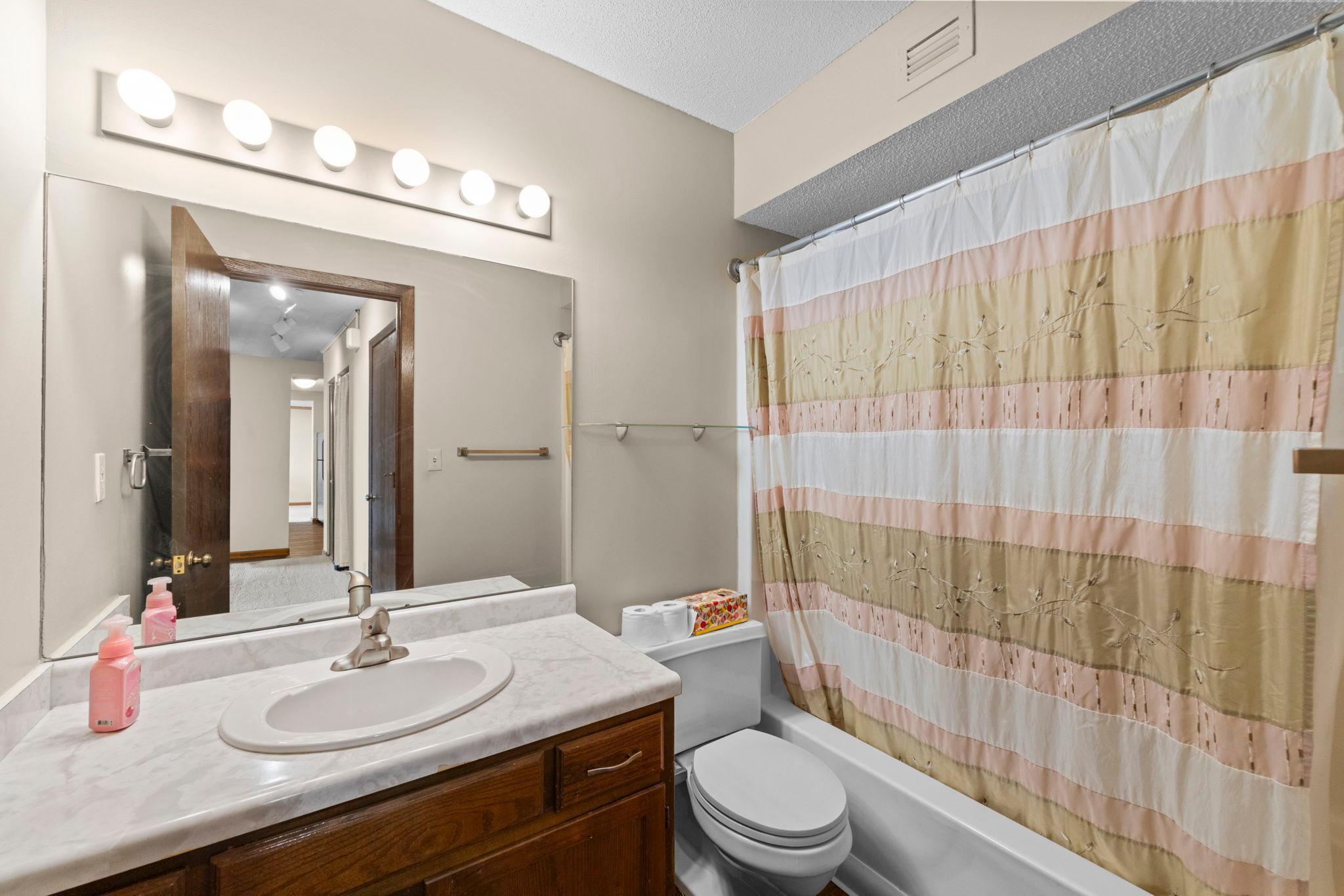 1181 Edgcumbe Road Unit: 1712