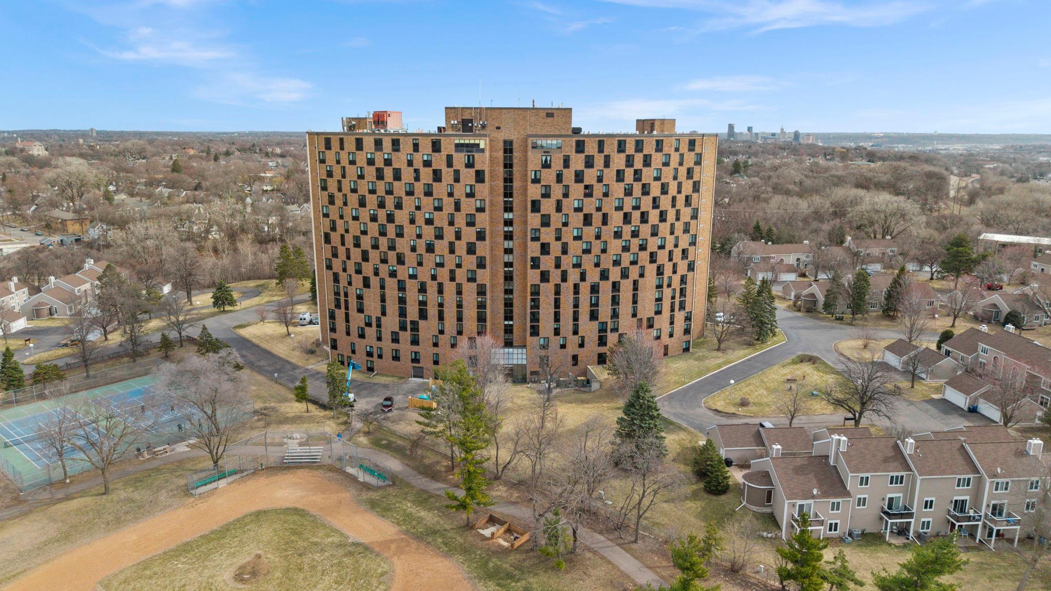 1181 Edgcumbe Road Unit: 1712