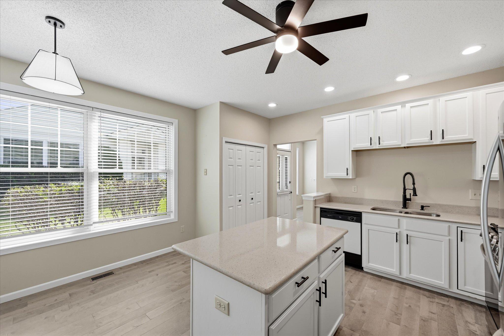 5818 Prairie Ridge Drive