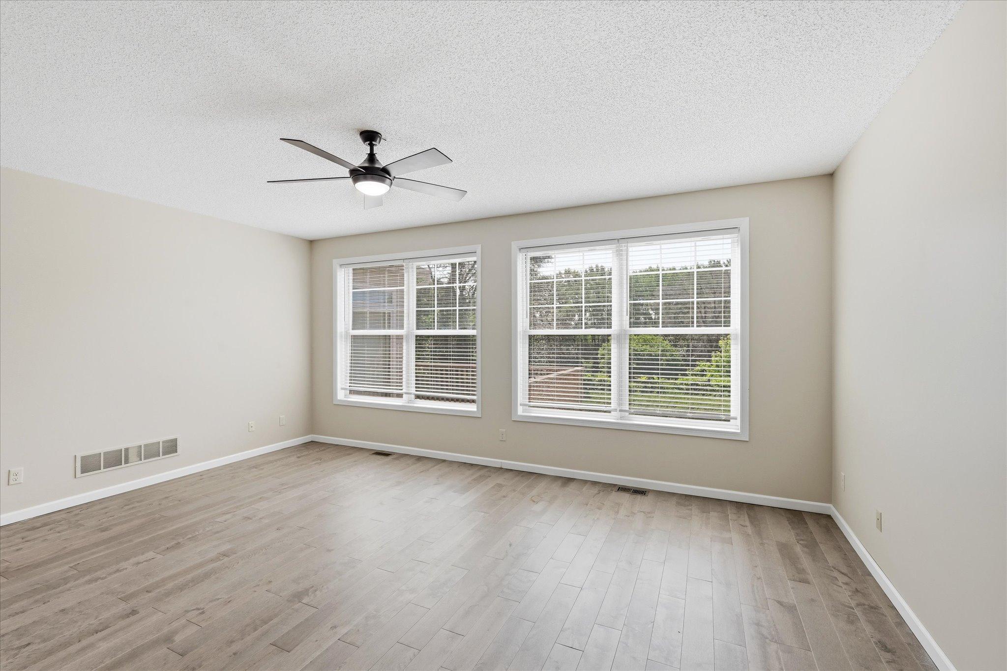 5818 Prairie Ridge Drive