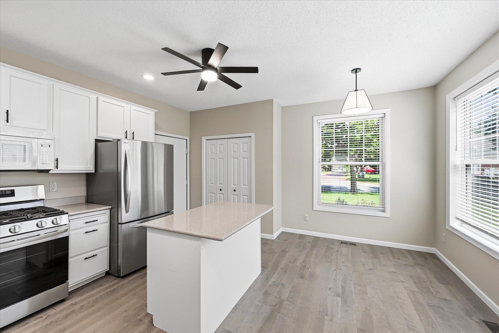5818 Prairie Ridge Drive