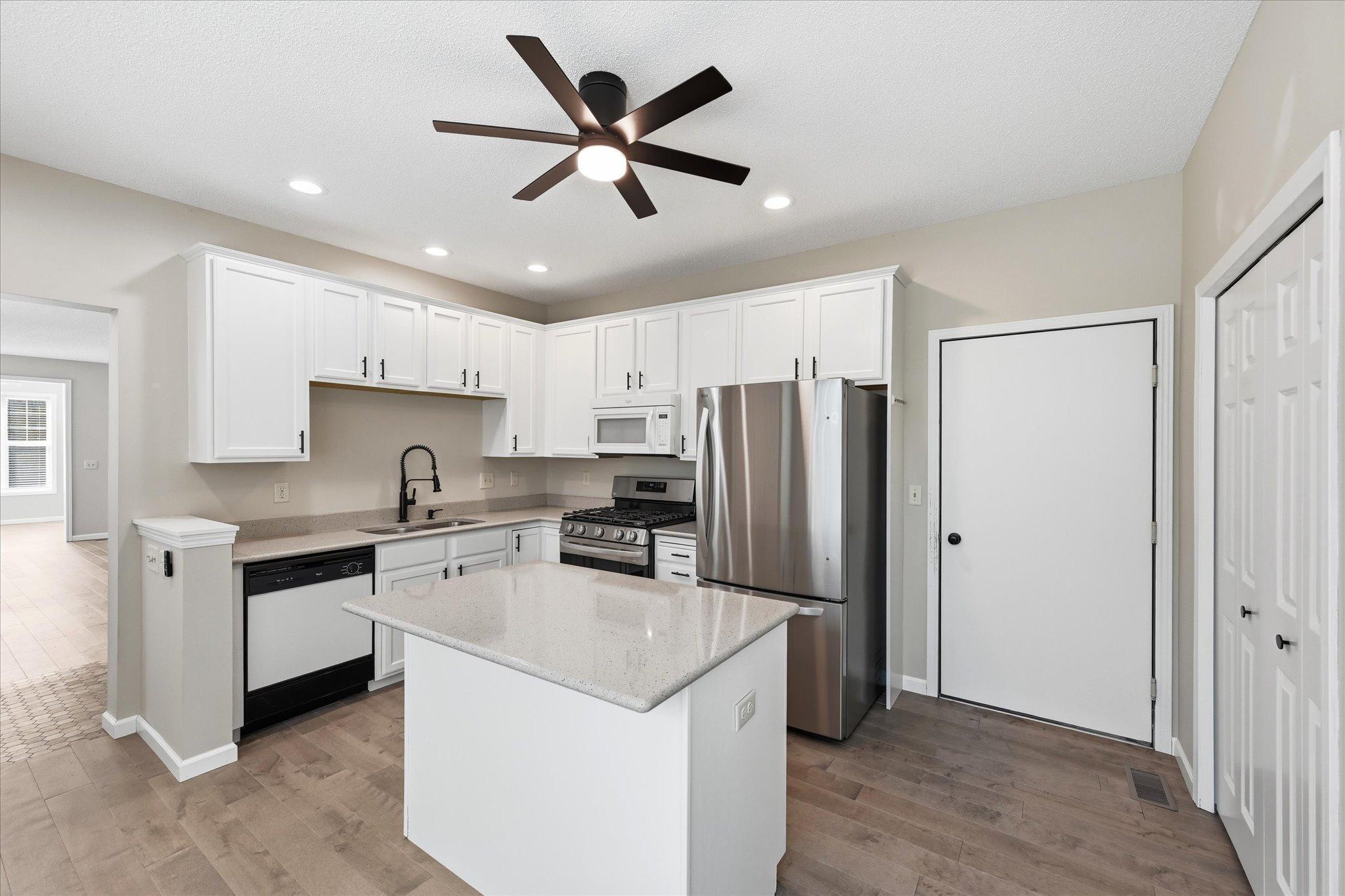 5818 Prairie Ridge Drive