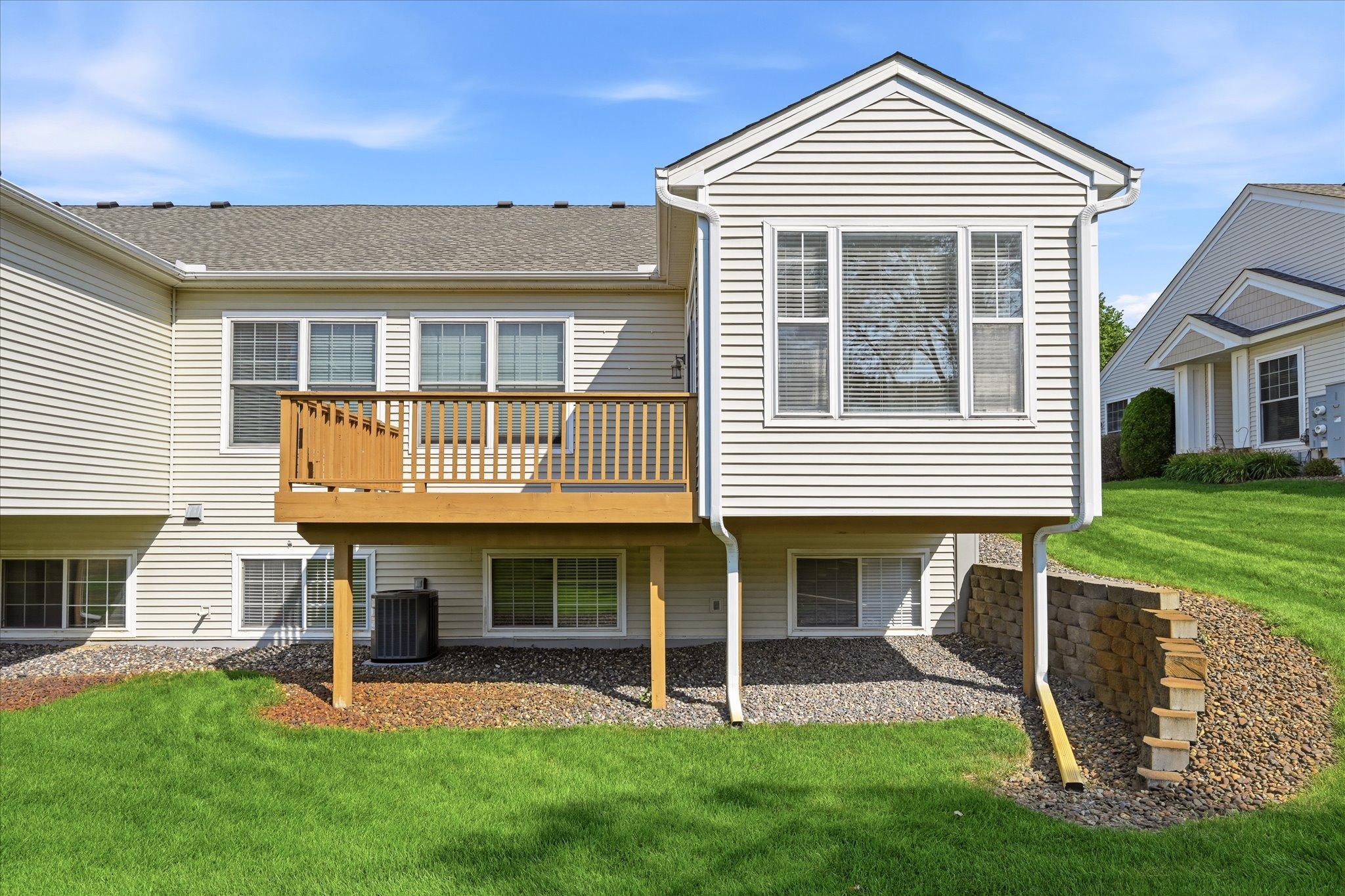5818 Prairie Ridge Drive