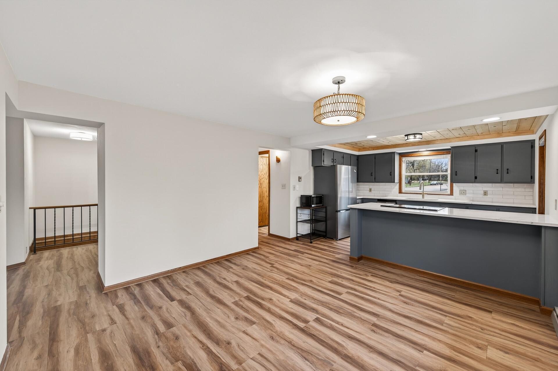 433 7th Street S