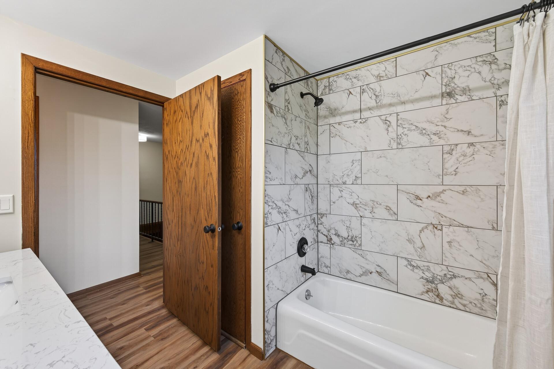433 7th Street S